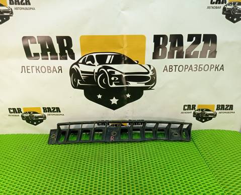 5L6807864 Направляющая заднего бампера правая для Skoda Yeti (с 2009 по 2018)