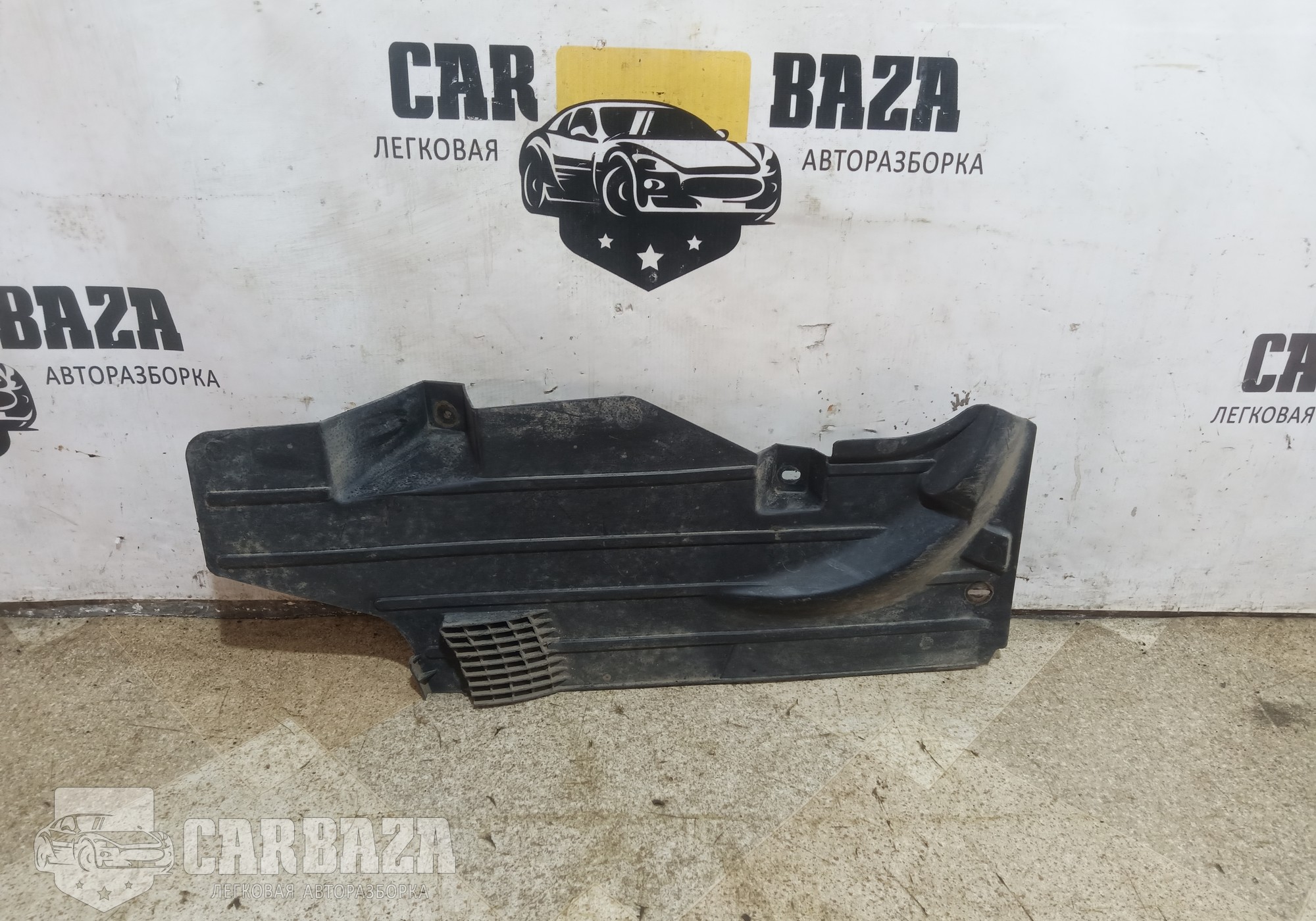 30681921 Защита днища левая для Volvo V50