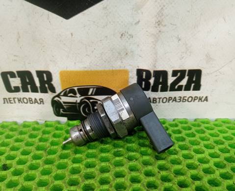 13537801992 Датчик давления топлива для BMW X1 E84 (с 2009 по 2015)