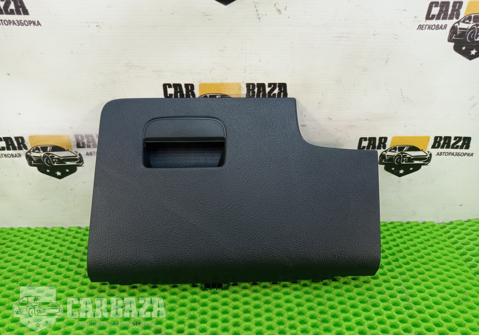 5M1858719E Накладка бардачка левая для Volkswagen Tiguan I (с 2007 по 2017)