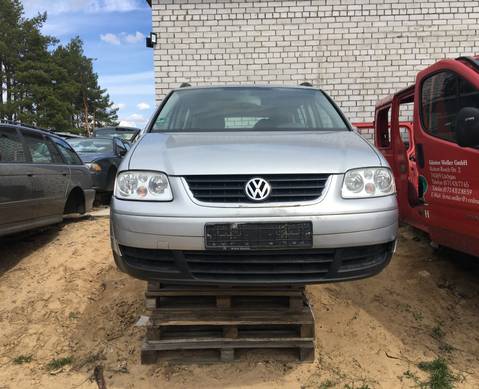 1T0807221 Бампер передний для Volkswagen Touran I (с 2003 по 2010)