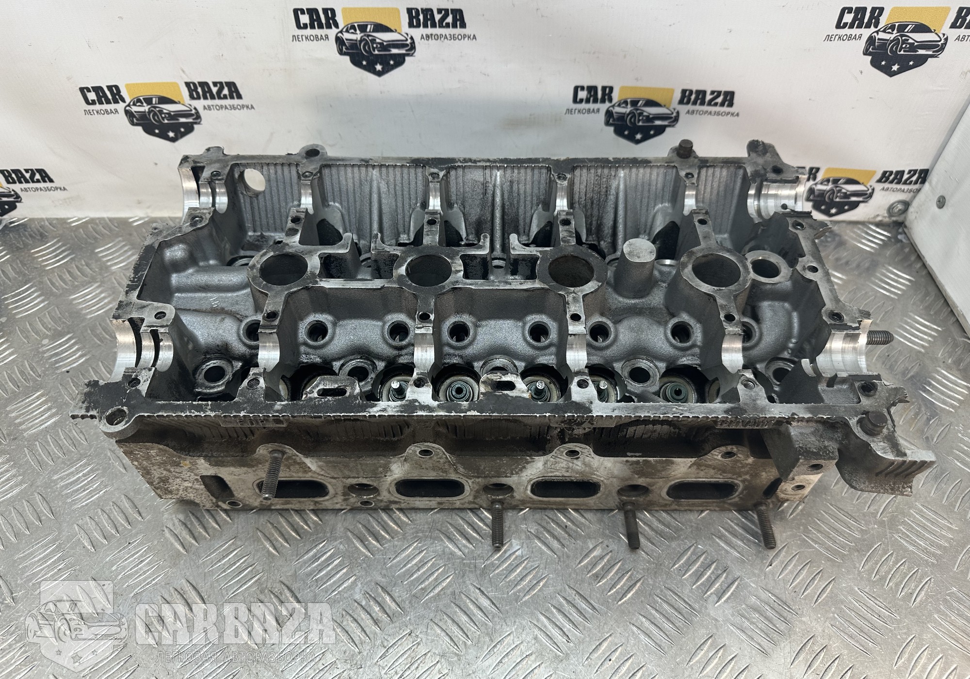8200178518 Головка блока цилиндров 2.0 F4R