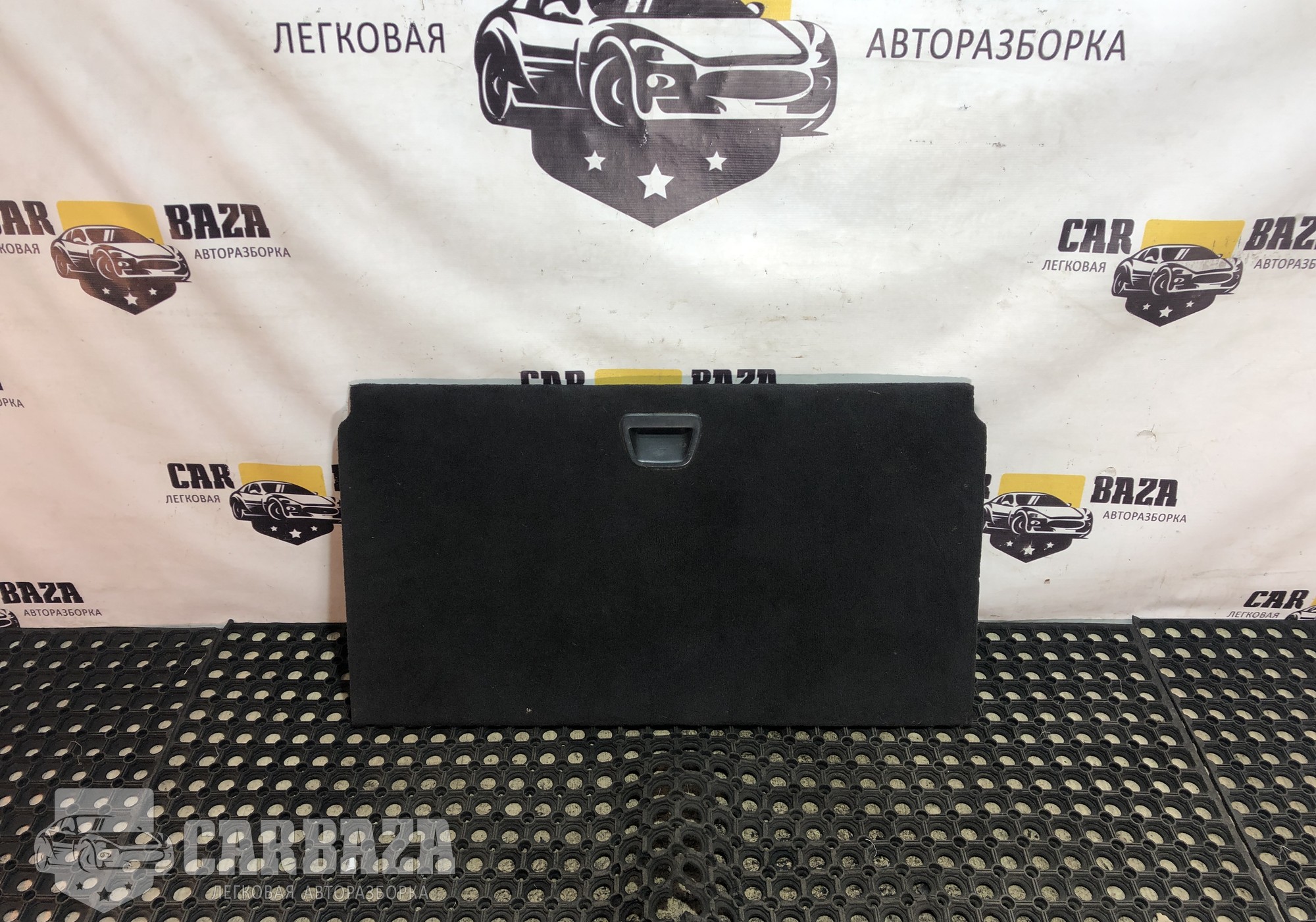 EAS500023 Пол багажника для Land Rover