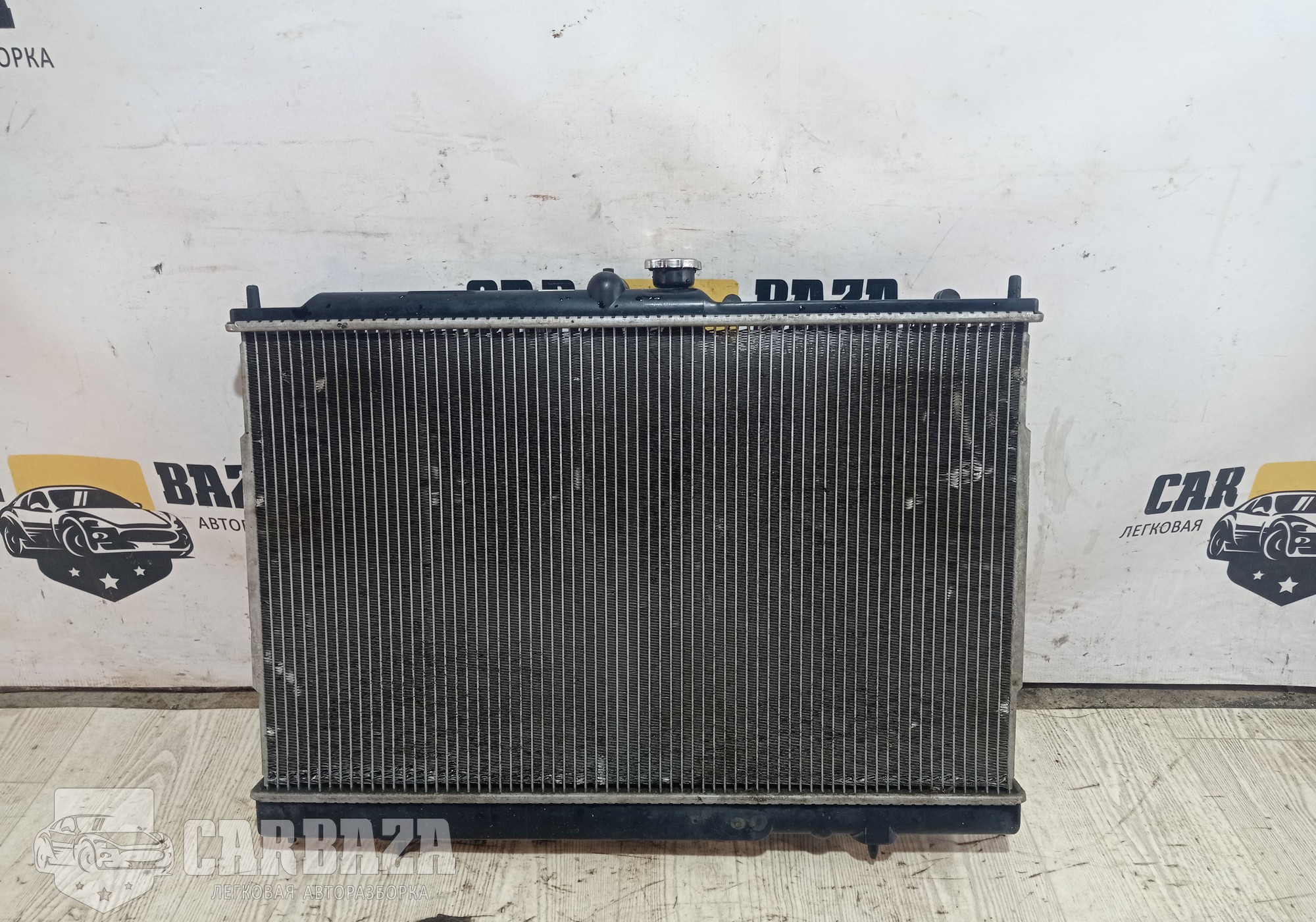 MN156535 Радиатор системы охлаждения 4G64 2.4 для Mitsubishi Outlander I (с 2002 по 2008)