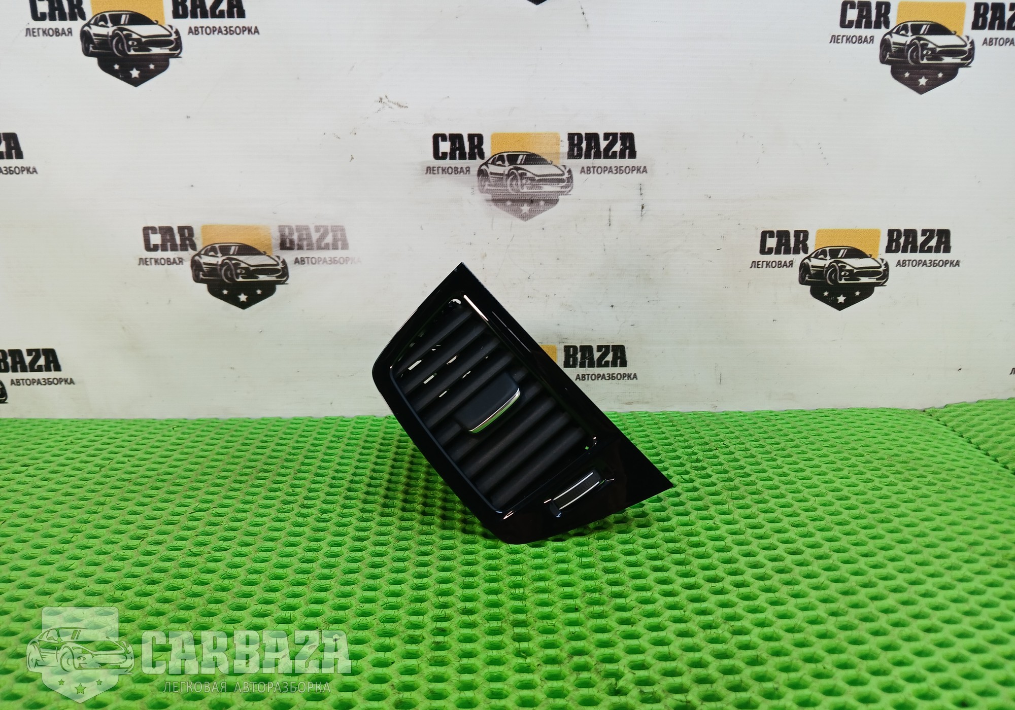 32277962 Воздуховод центральный левый для Volvo XC90 II (с 2014)