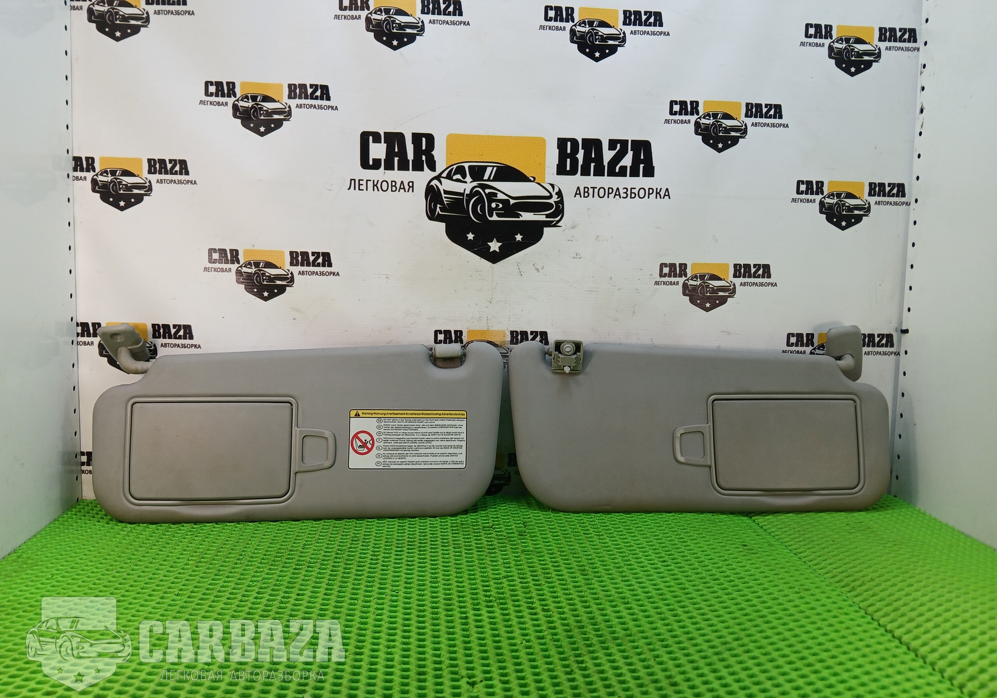 852102K010QW Козырьки солнцезащитные (комплект) для Kia Soul I (с 2008 по 2014)