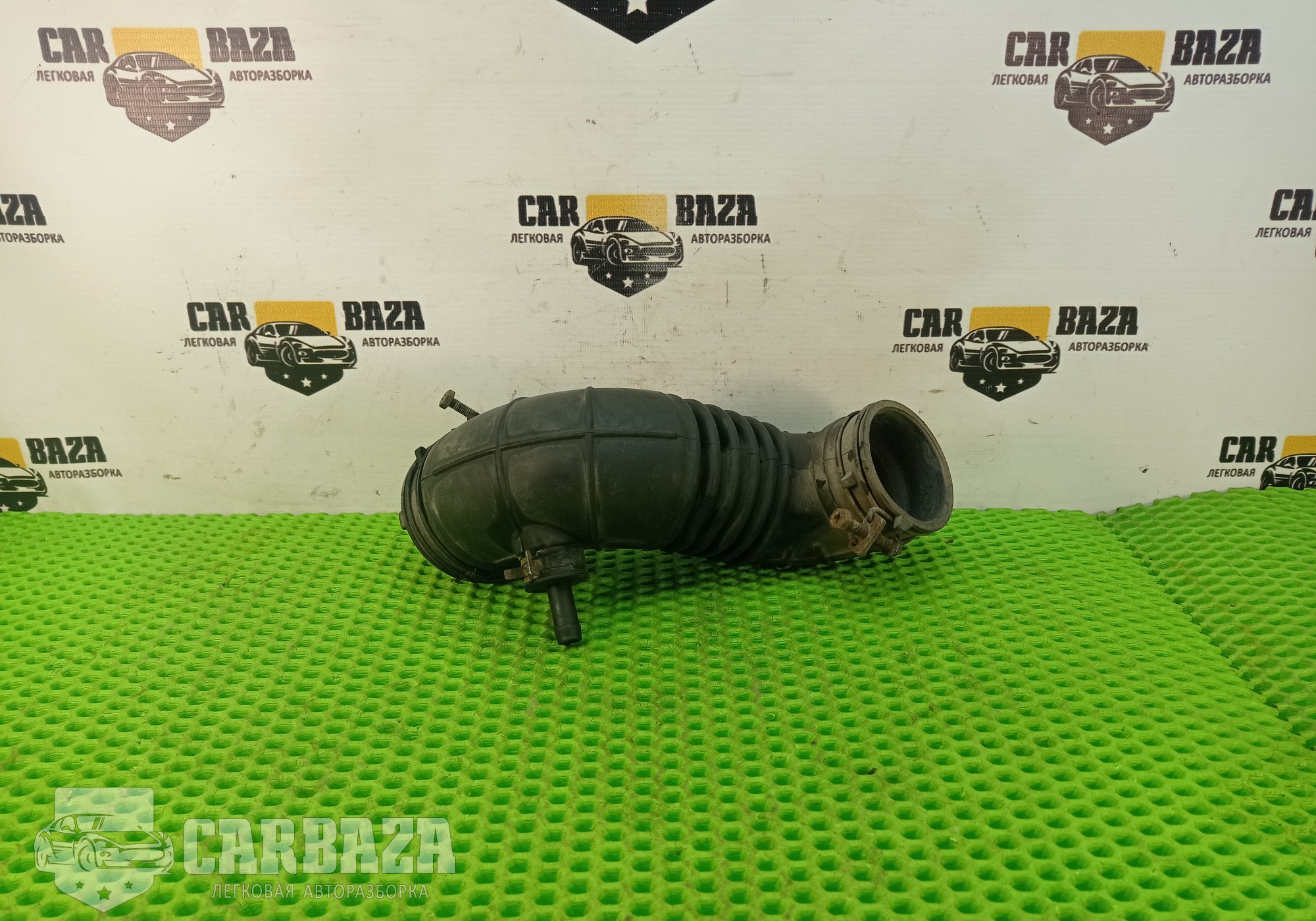 281381R010 Патрубок воздушного фильтра