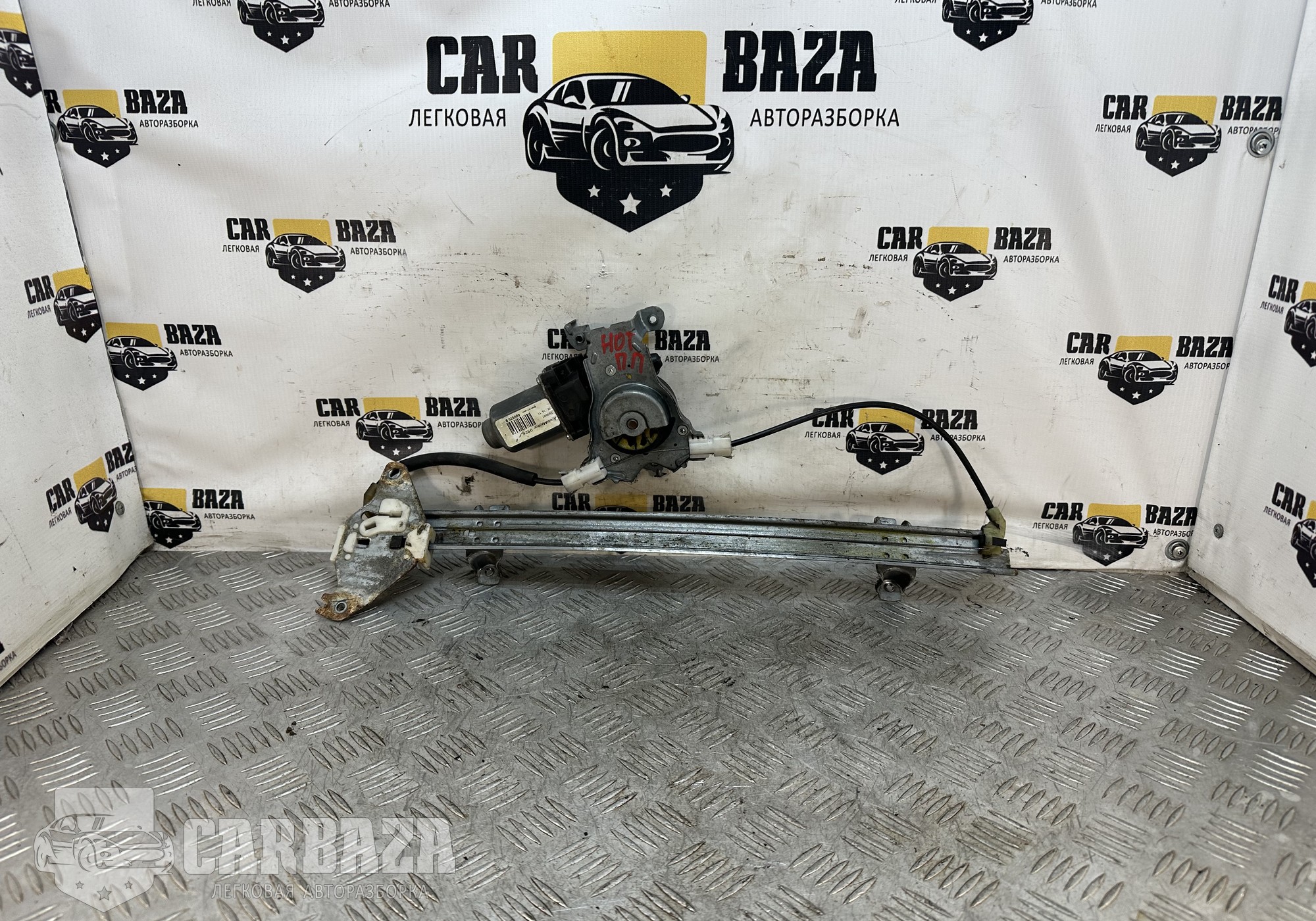 807009U000 Стеклоподъемник передний правый E11 для Nissan Note I (с 2006 по 2013)