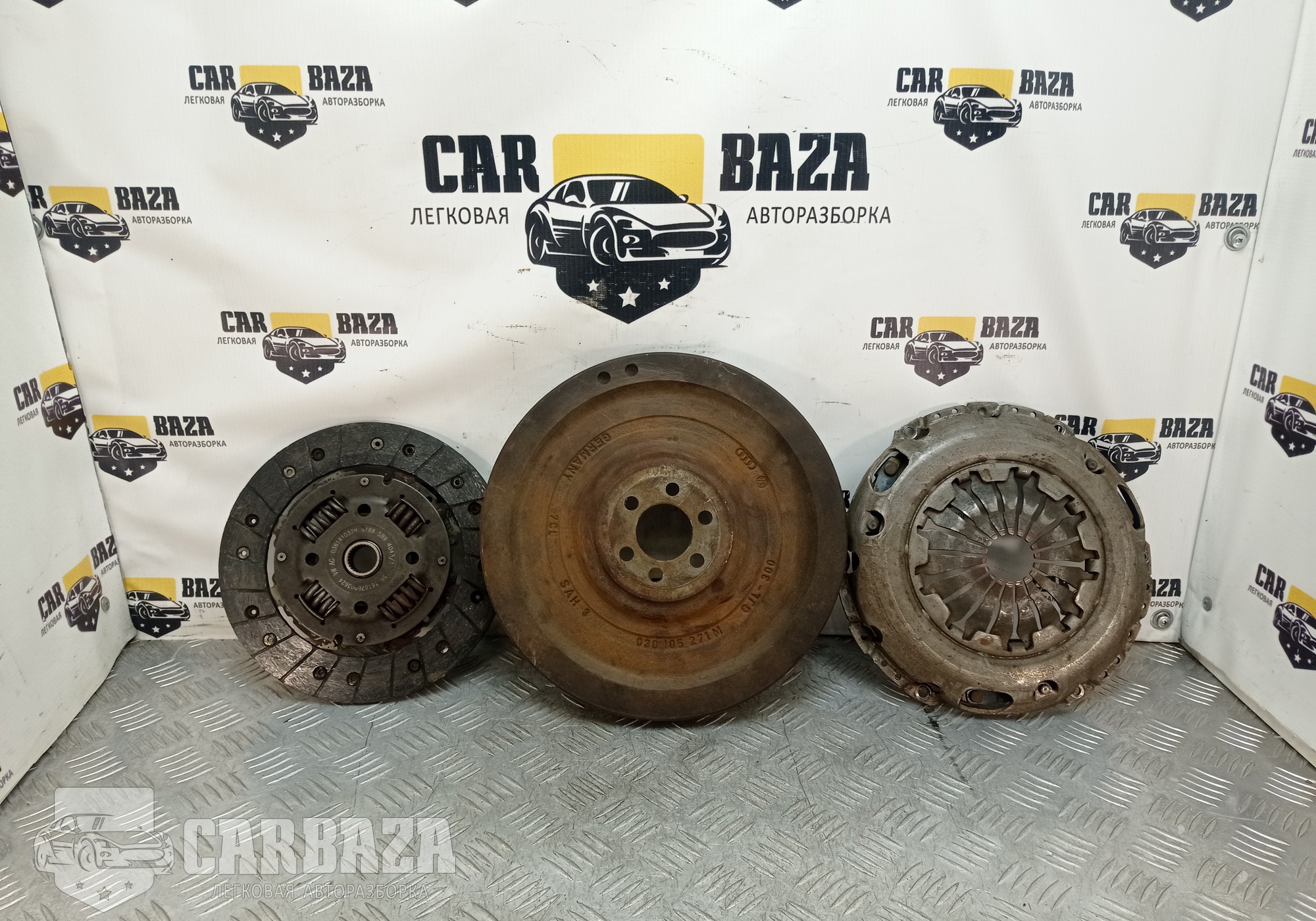 030105271M Комплект сцепления в сборе для Skoda Fabia