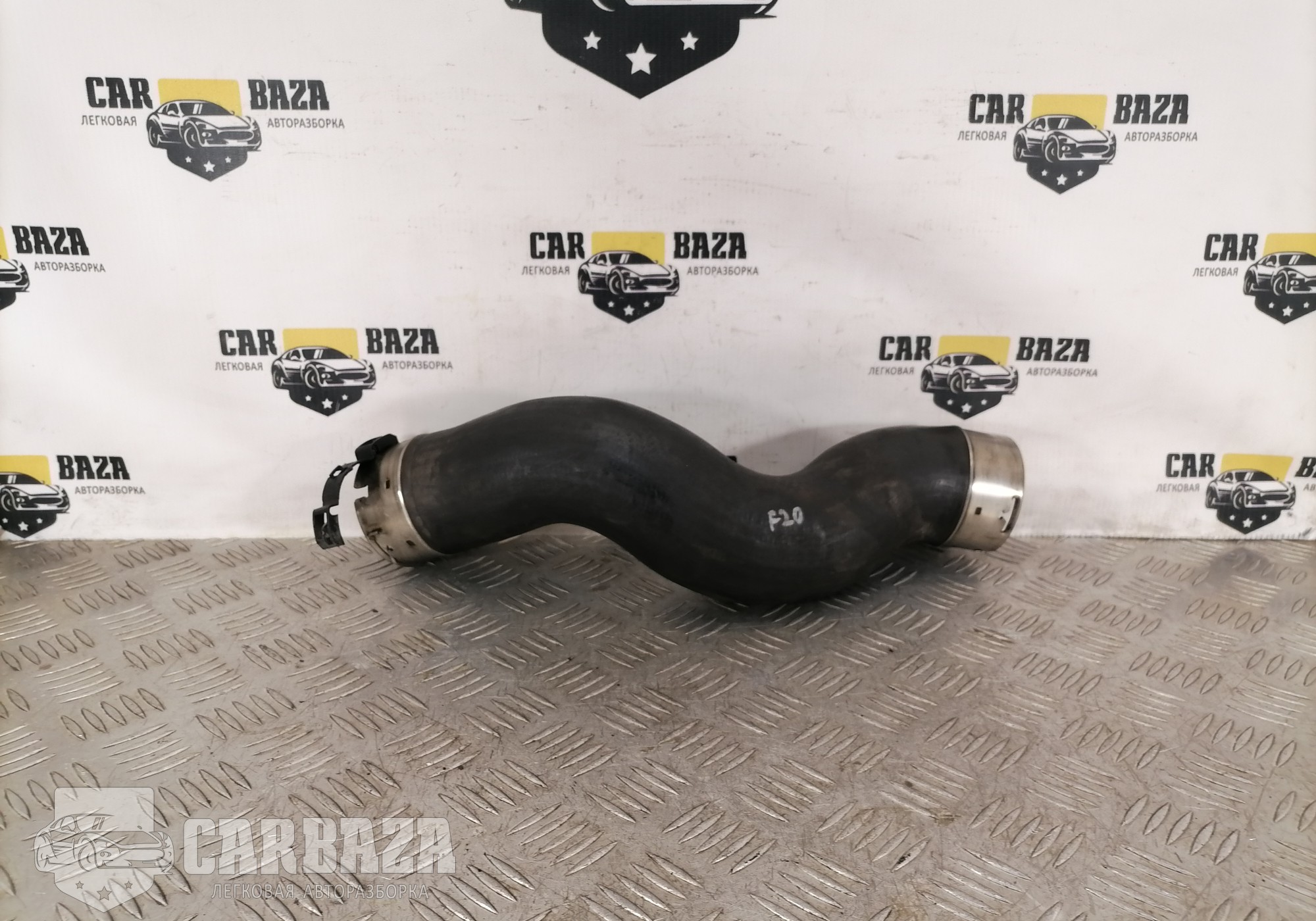 13717597587 Патрубок интеркулера B37D15 A 1.5 дизель для BMW 1 F20/F21 (с 2010 по 2019)
