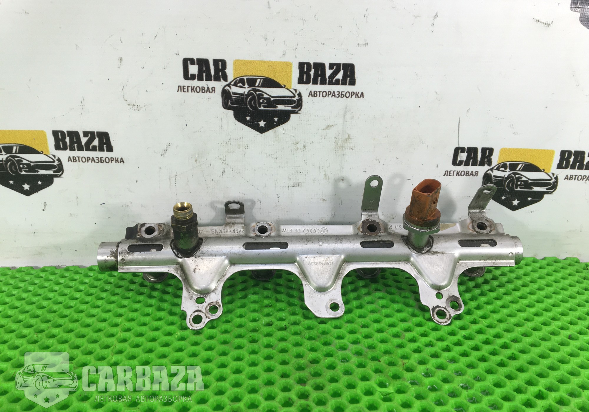 06J133317G Рейка топливная (рампа) для Audi A5