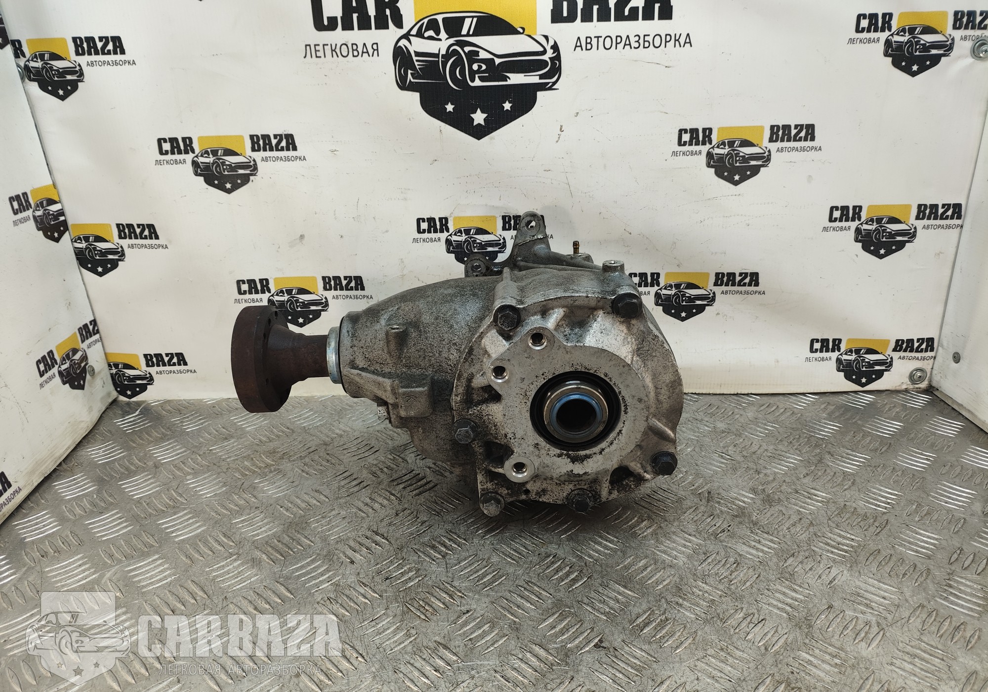 7520120590 Коробка раздаточная для Land Rover