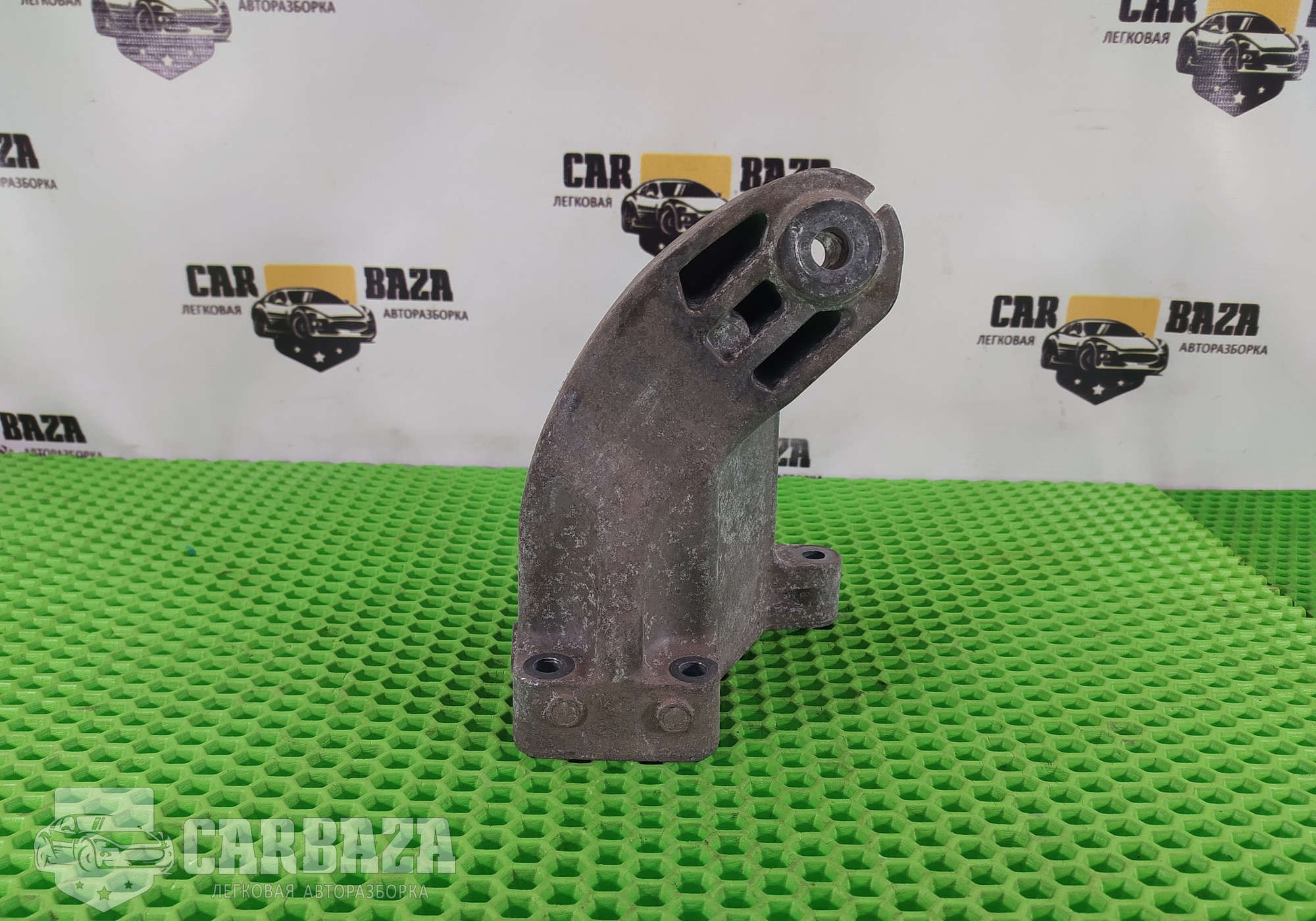 A6422235004 Кронштейн двигателя левый L для Mercedes-Benz E-class