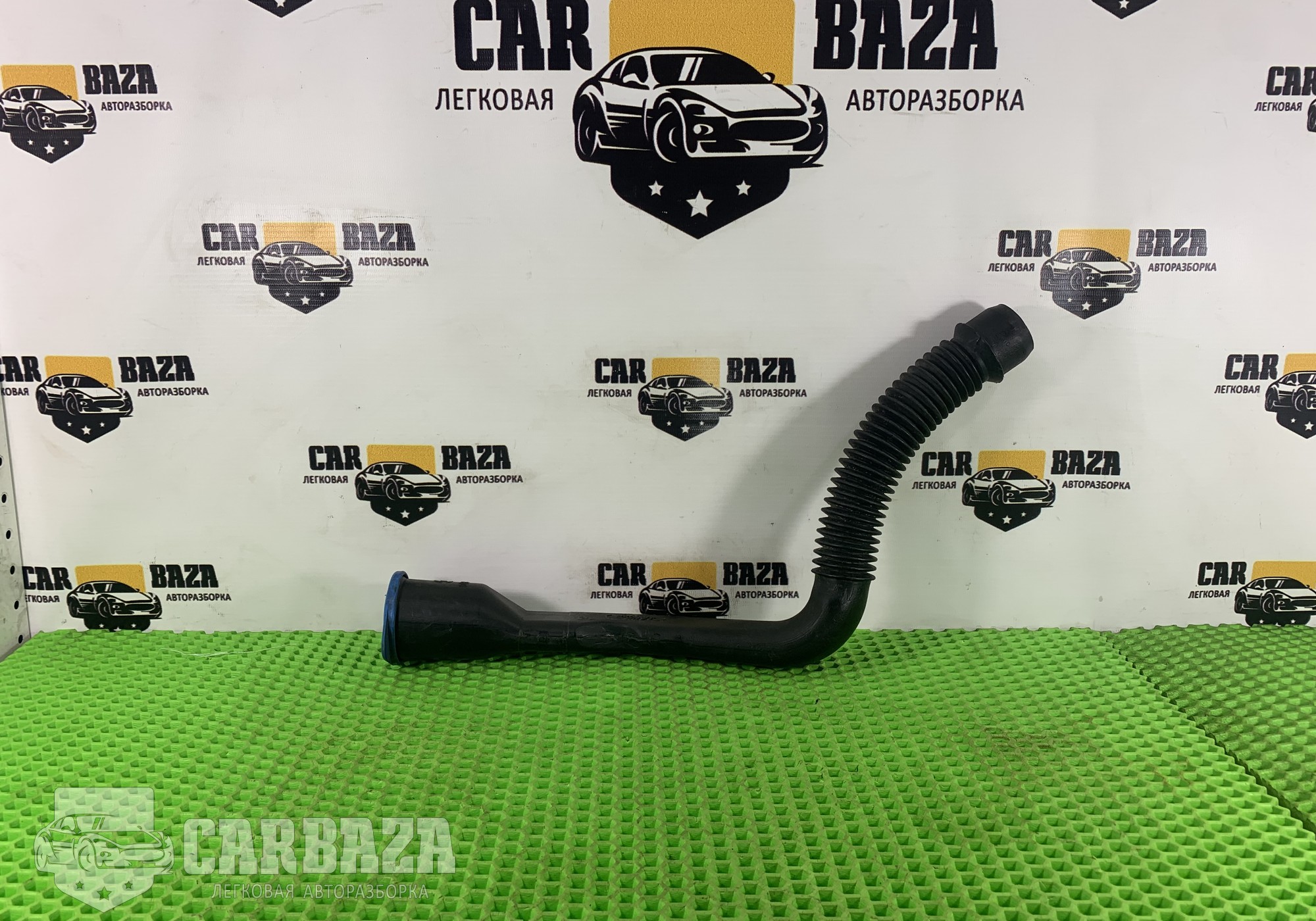 AH2217N605AC Горловина бачка омывателя для Land Rover