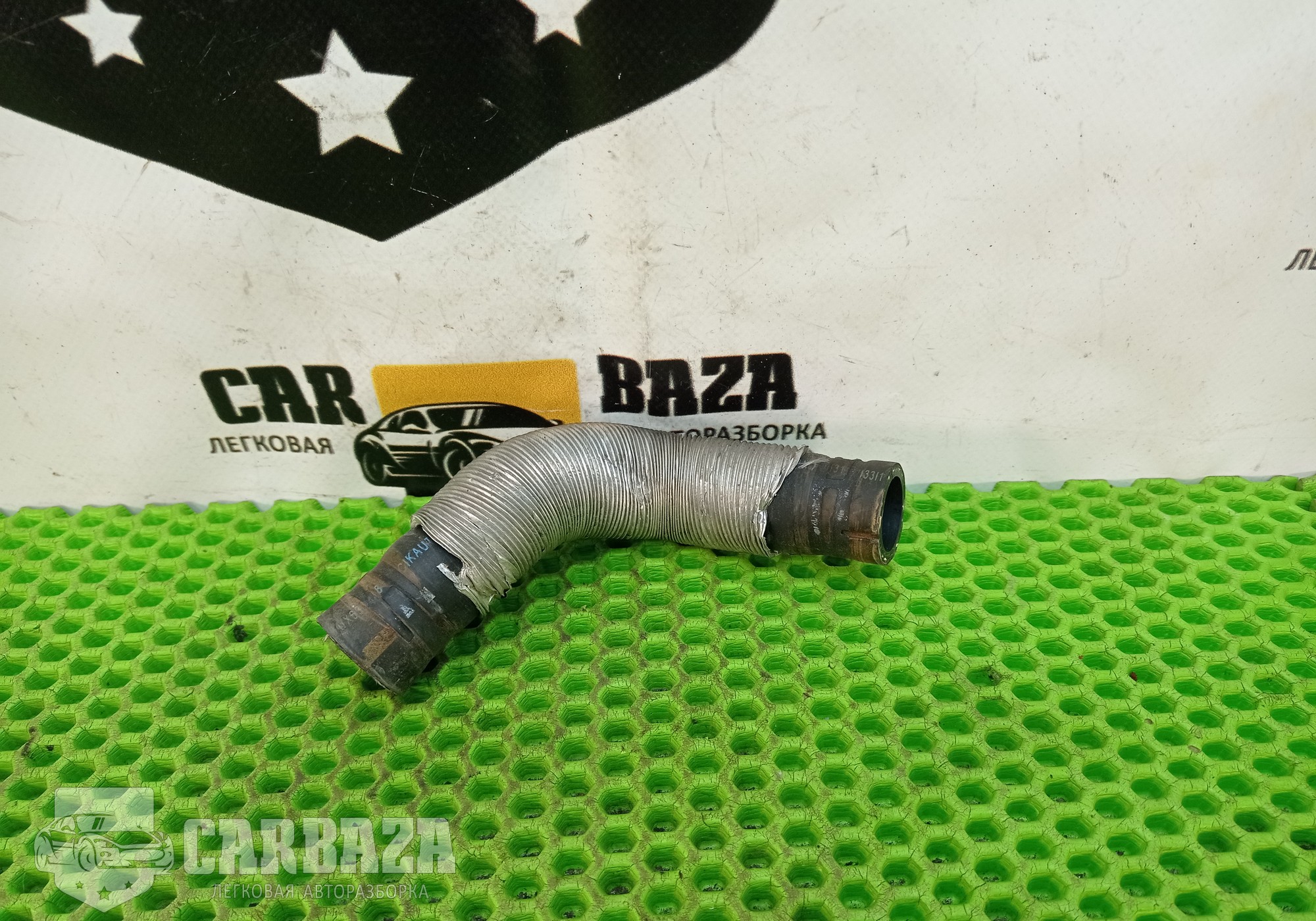 LR004298 Патрубок отопителя для Land Rover Freelander II (с 2006 по 2014)