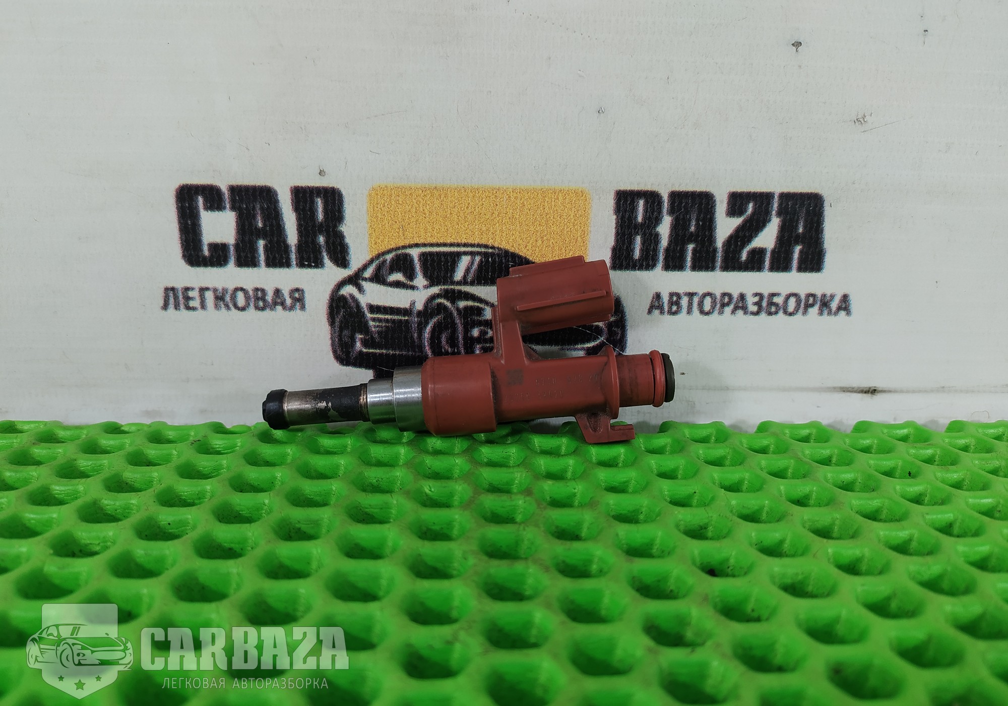 2325038020 Форсунка топливная для Lexus LS