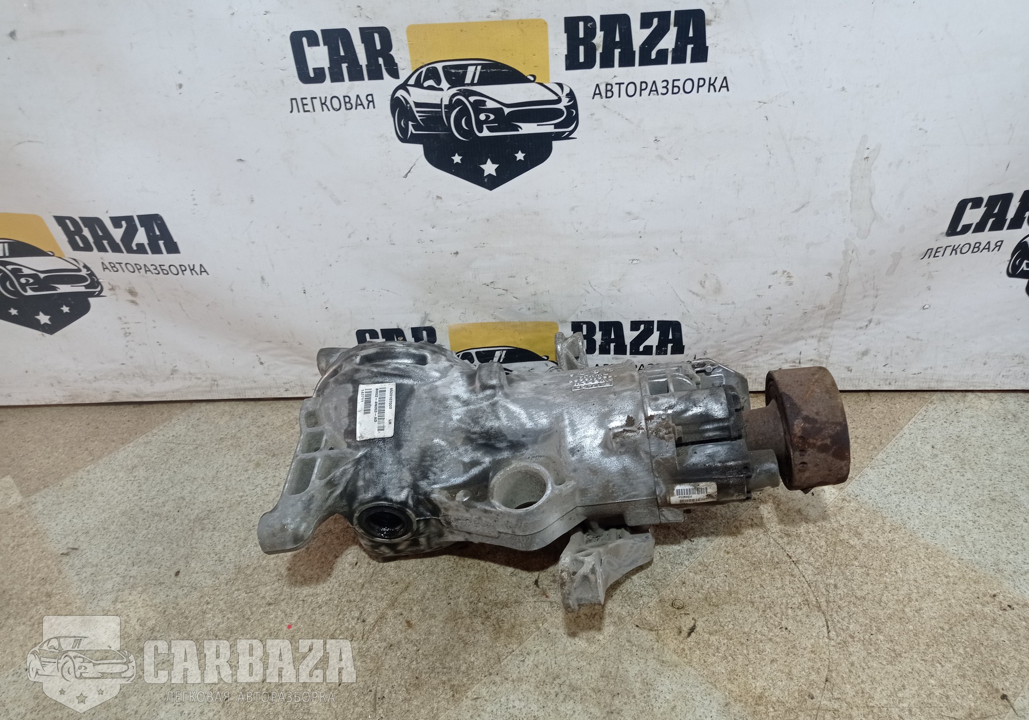 LR031377 Редуктор моста задний