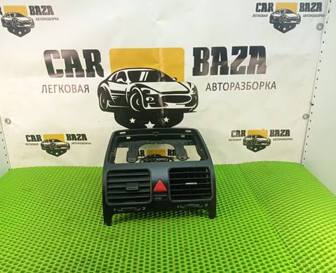 1K0819728H Дефлектор торпедо воздушный центральный для Volkswagen Golf V (с 2003 по 2009)