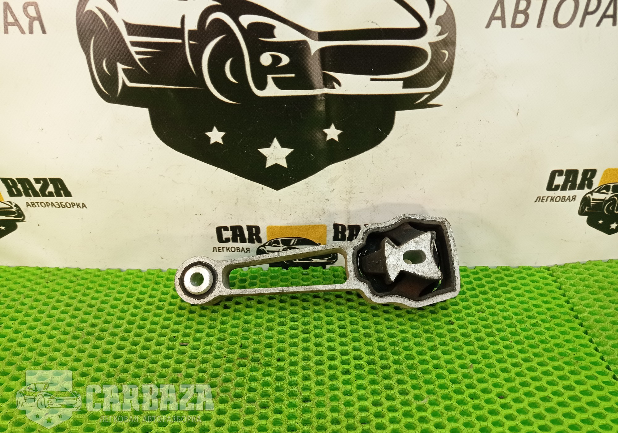 LR000597 Опора двигателя 2.2 224DT