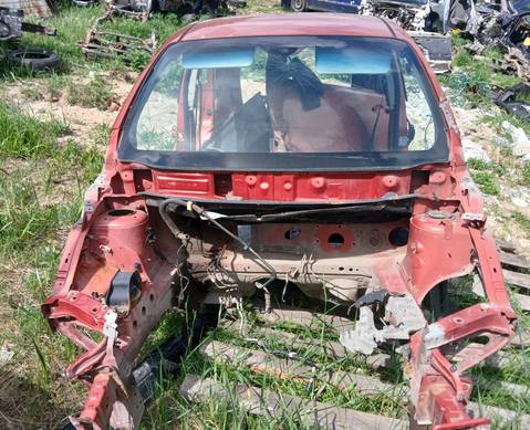Четверть кузова педеняя левая для Nissan Note I (с 2006 по 2013)