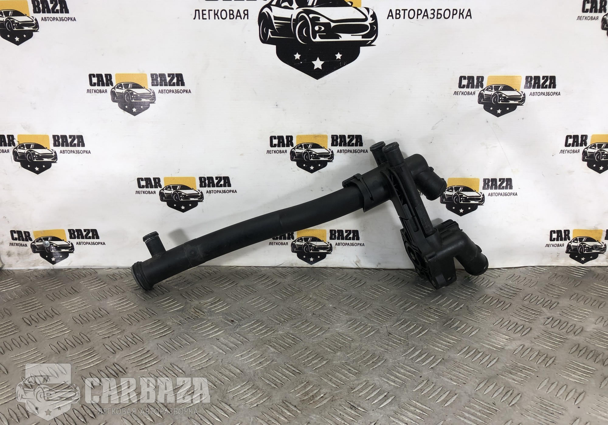 03F121111A Корпус термостата для Volkswagen