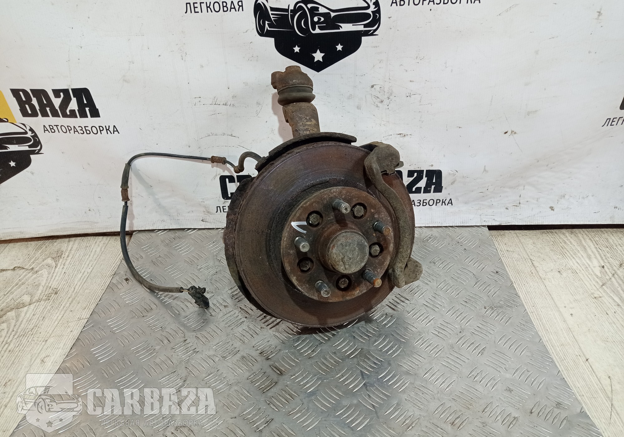 517154A950 Кулак поворотный передний левый для Hyundai Starex (с 1996 по 2007)