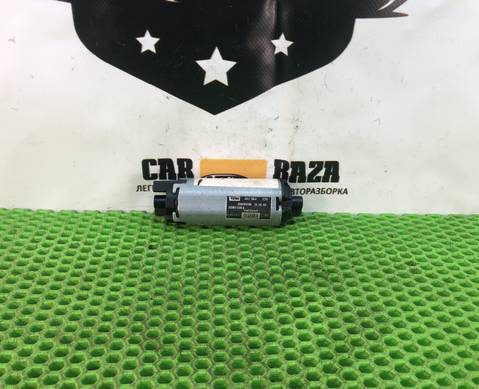 LR023394 Моторчик регулировки сиденья передний правый для Land Rover