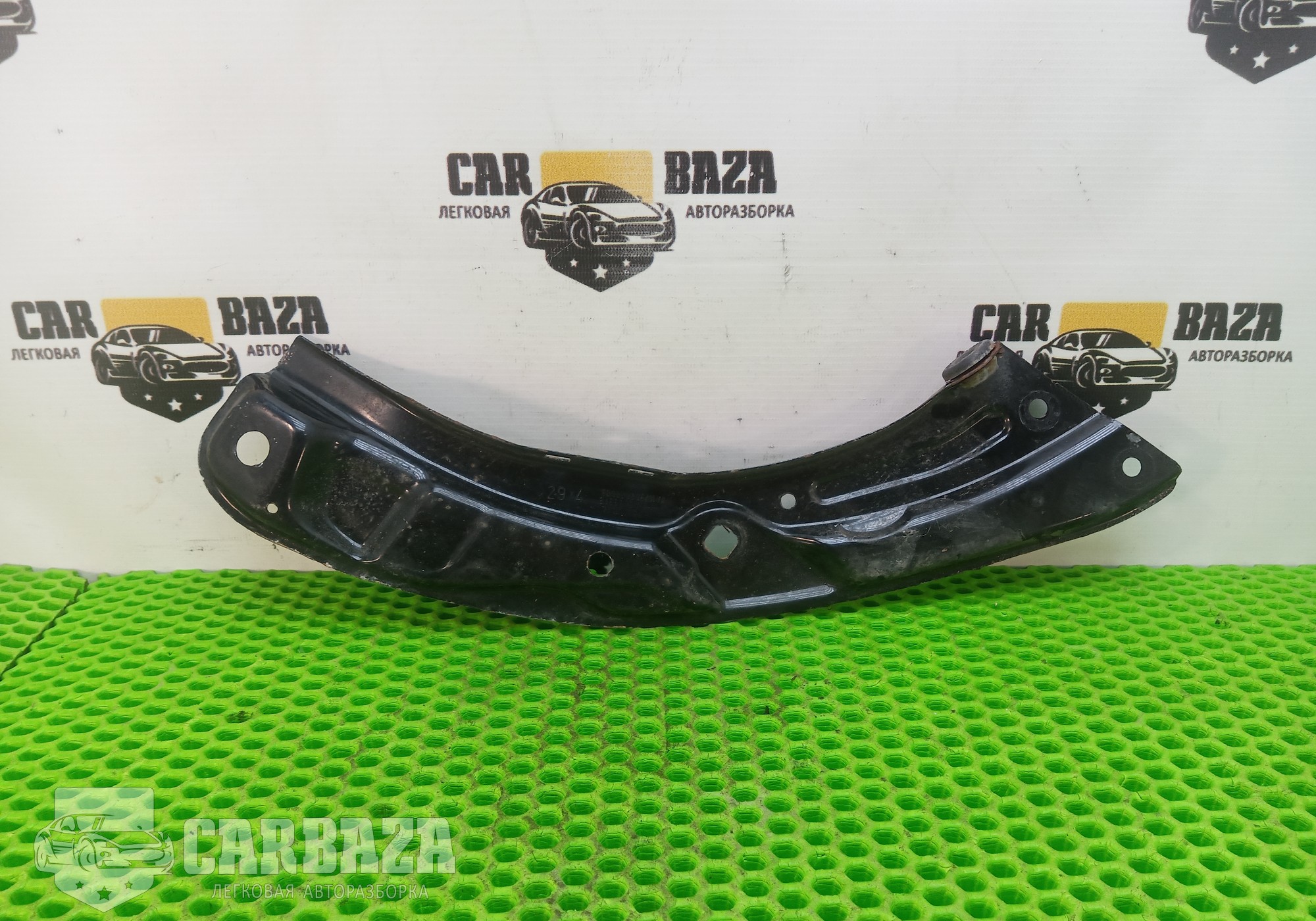 5JA805931B Кронштейн предней панели левый для Seat