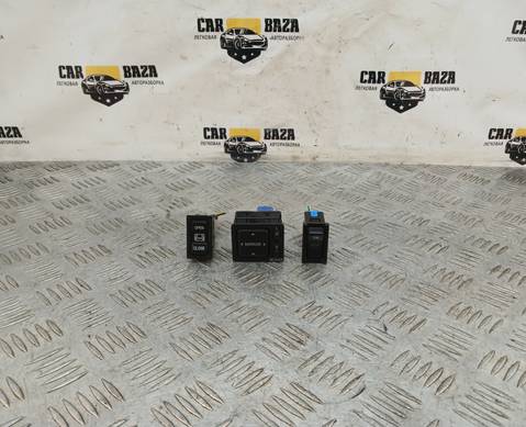 183503 Кнопки салона для Toyota Granvia I (с 1995 по 2002)