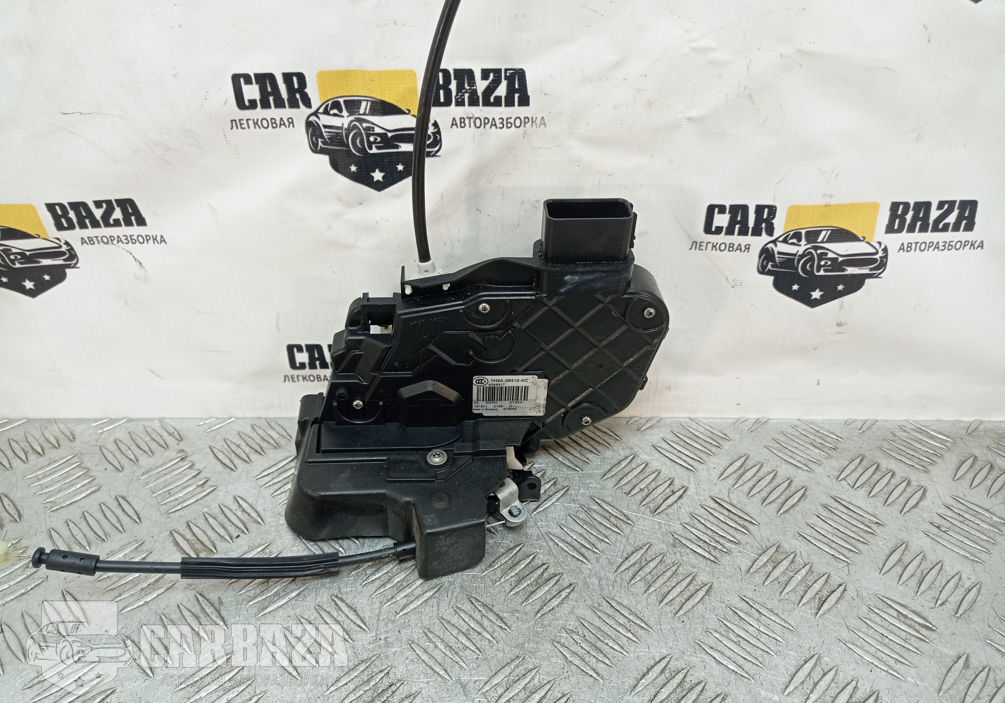 7H5A26412AC Замок задней правой двери