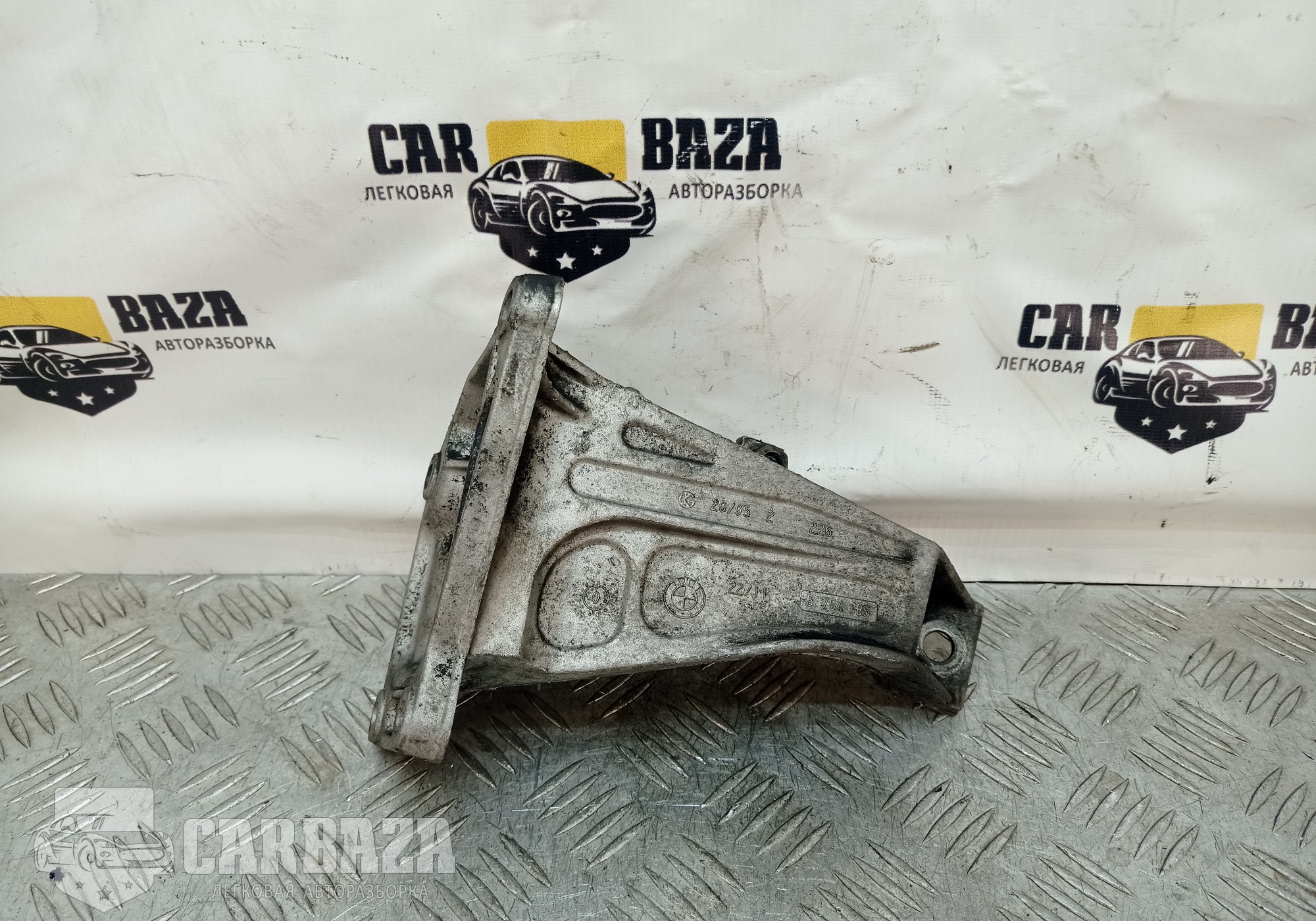6754185 Кронштейн двигателя M47D20 2.0 дизель для BMW 3 E46 (с 1998 по 2006)