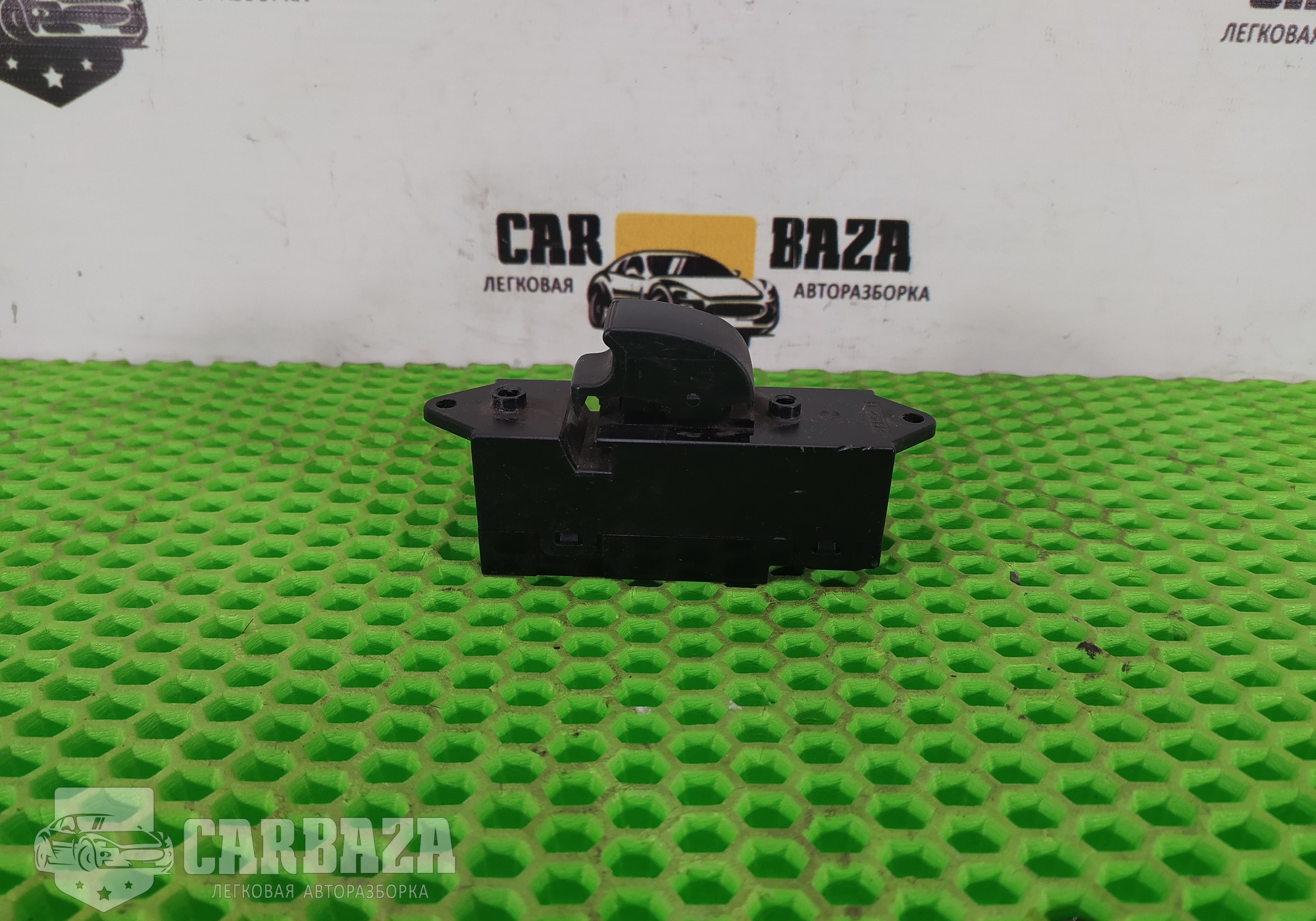 8608A006 Кнопка стеклоподъемника для Mitsubishi Montero