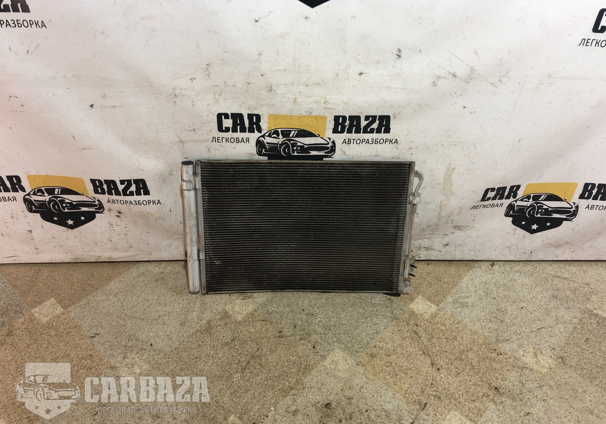 976061R000 Радиатор кондиционера (конденсер)