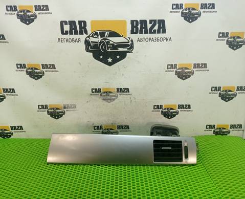 68760EL00A Дефлектор воздушный правый C11 для Nissan Tiida I (с 2004 по 2014)