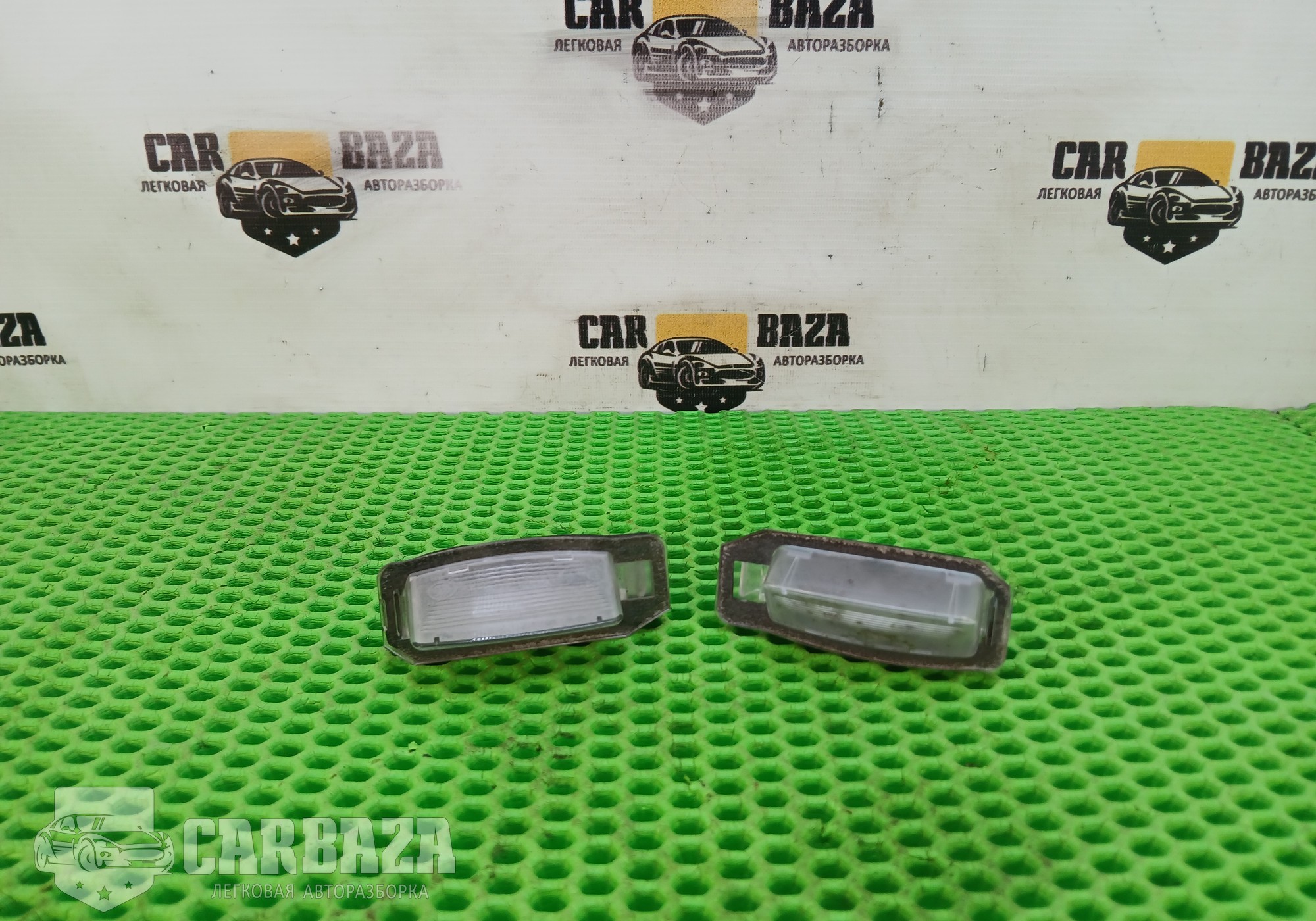 8341A009 Фонари подсветки номера для Peugeot 4007