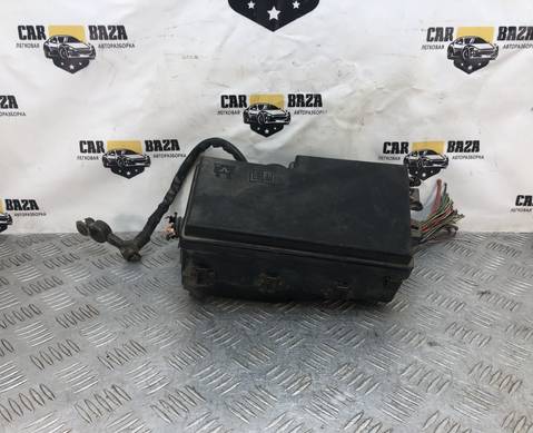 3M5T14A142AB Блок предохранителей подкапотный для Ford Focus