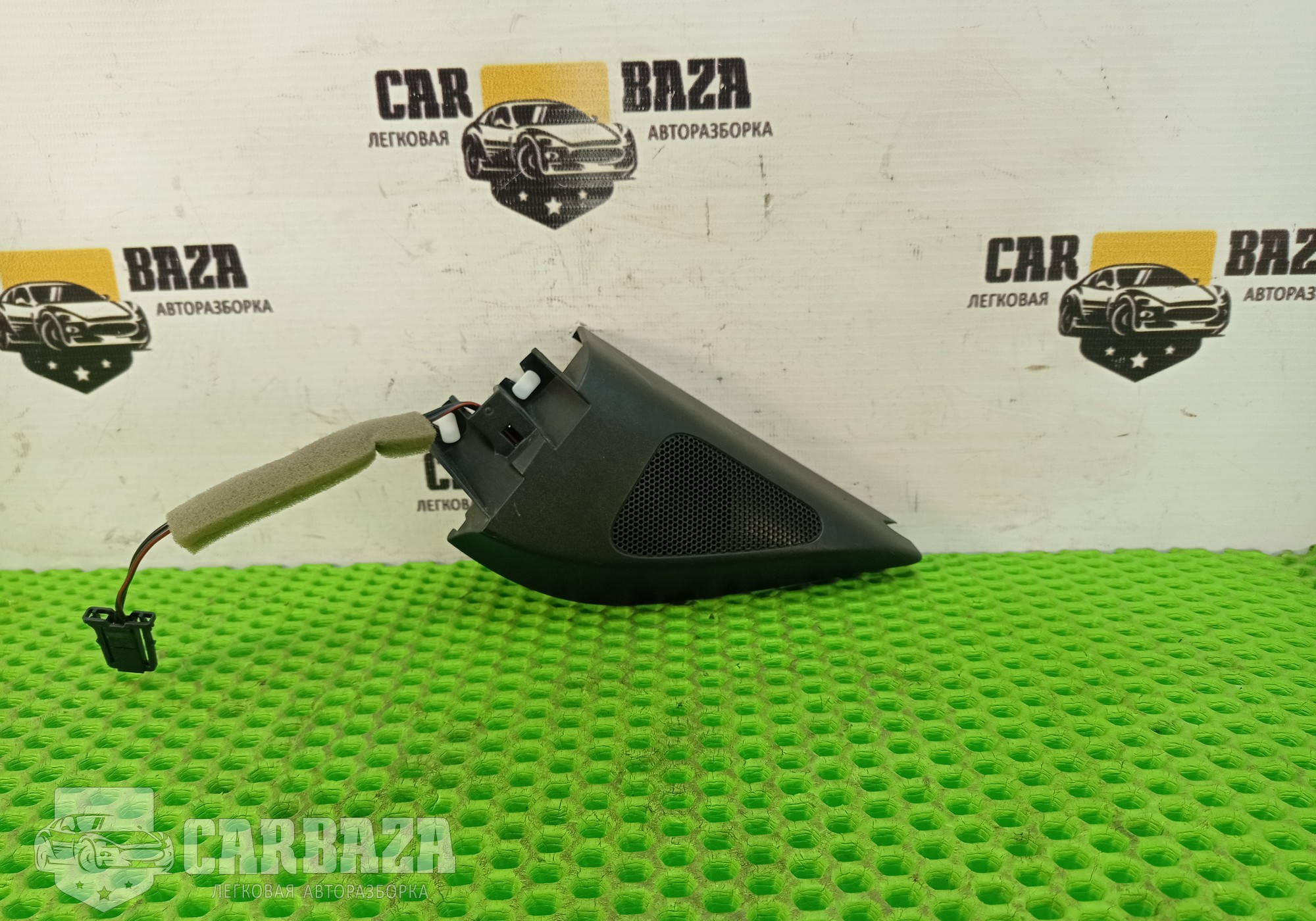 3C08379939 Накладка зеркала передняя левая