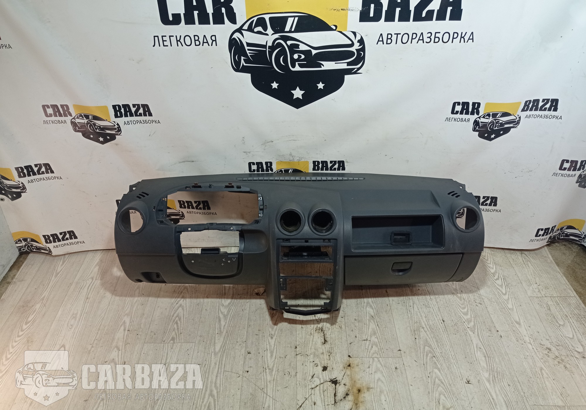6001548280 Передняя панель салона для Renault Logan I (с 2004 по 2015)