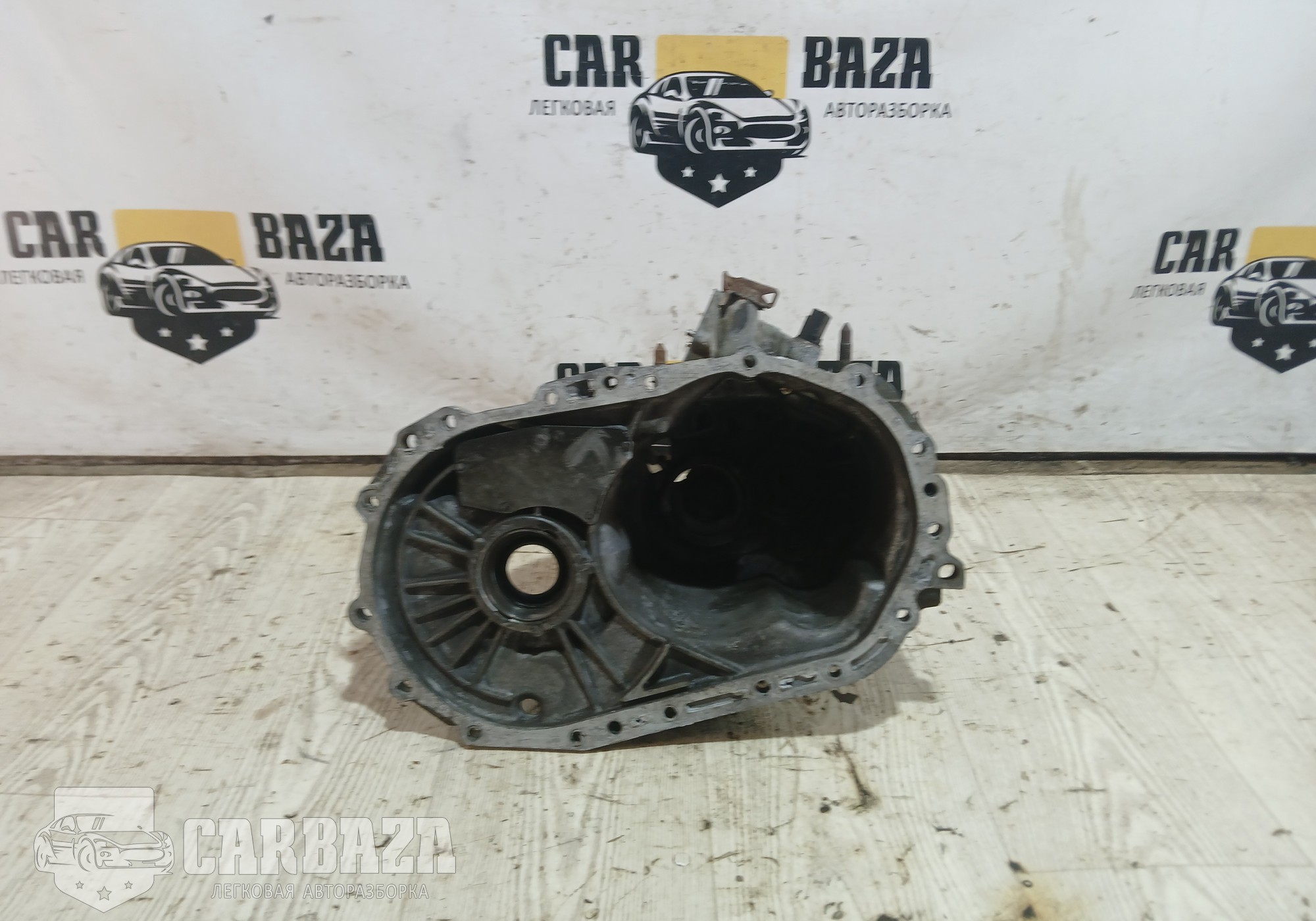 W5M421V4B1 Задняя часть коруса МКПП W5M42 для Mitsubishi Galant VIII (с 1996 по 2004)