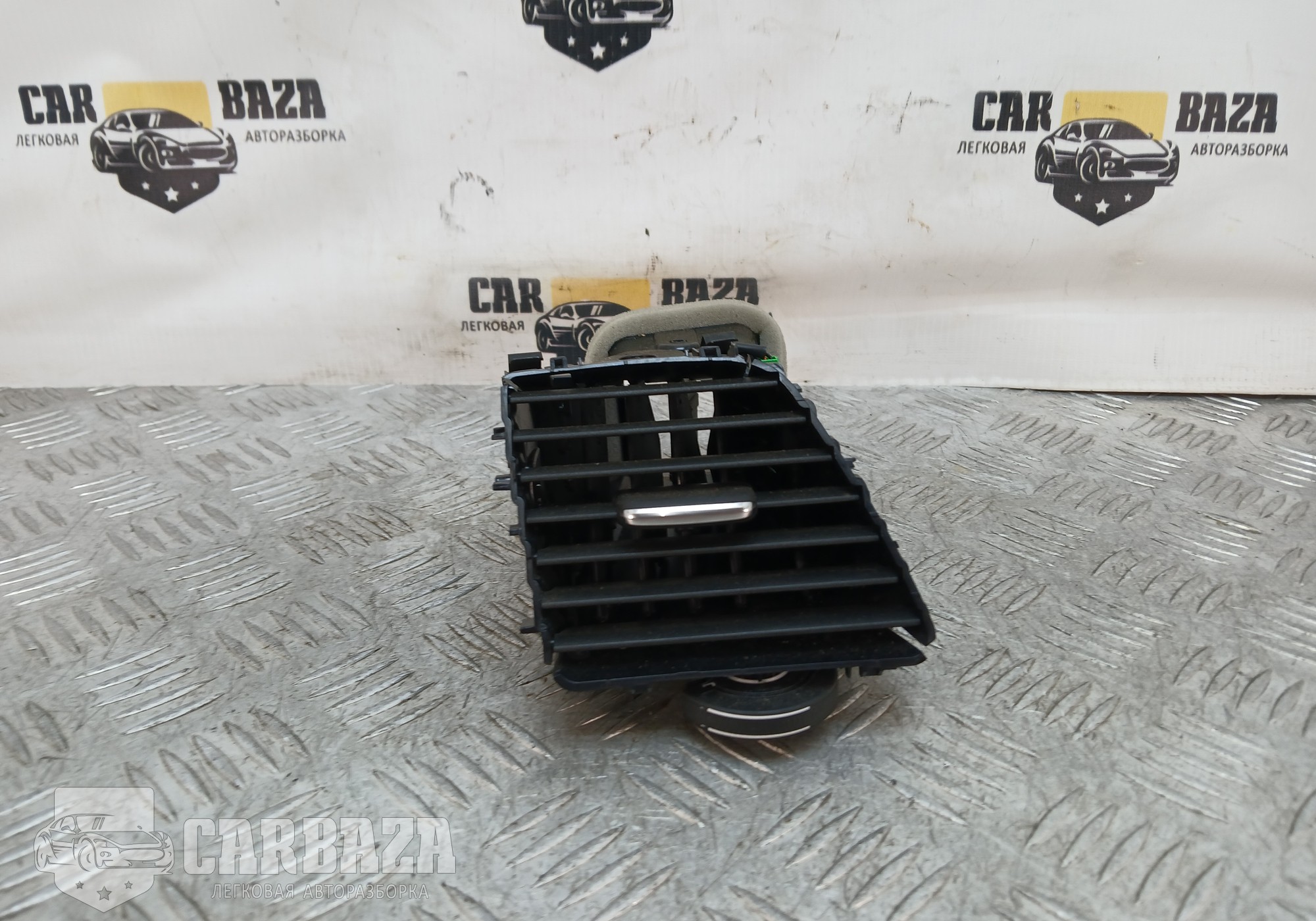 32219345 Воздуховод торпедо левый для Volvo XC90 II (с 2014)