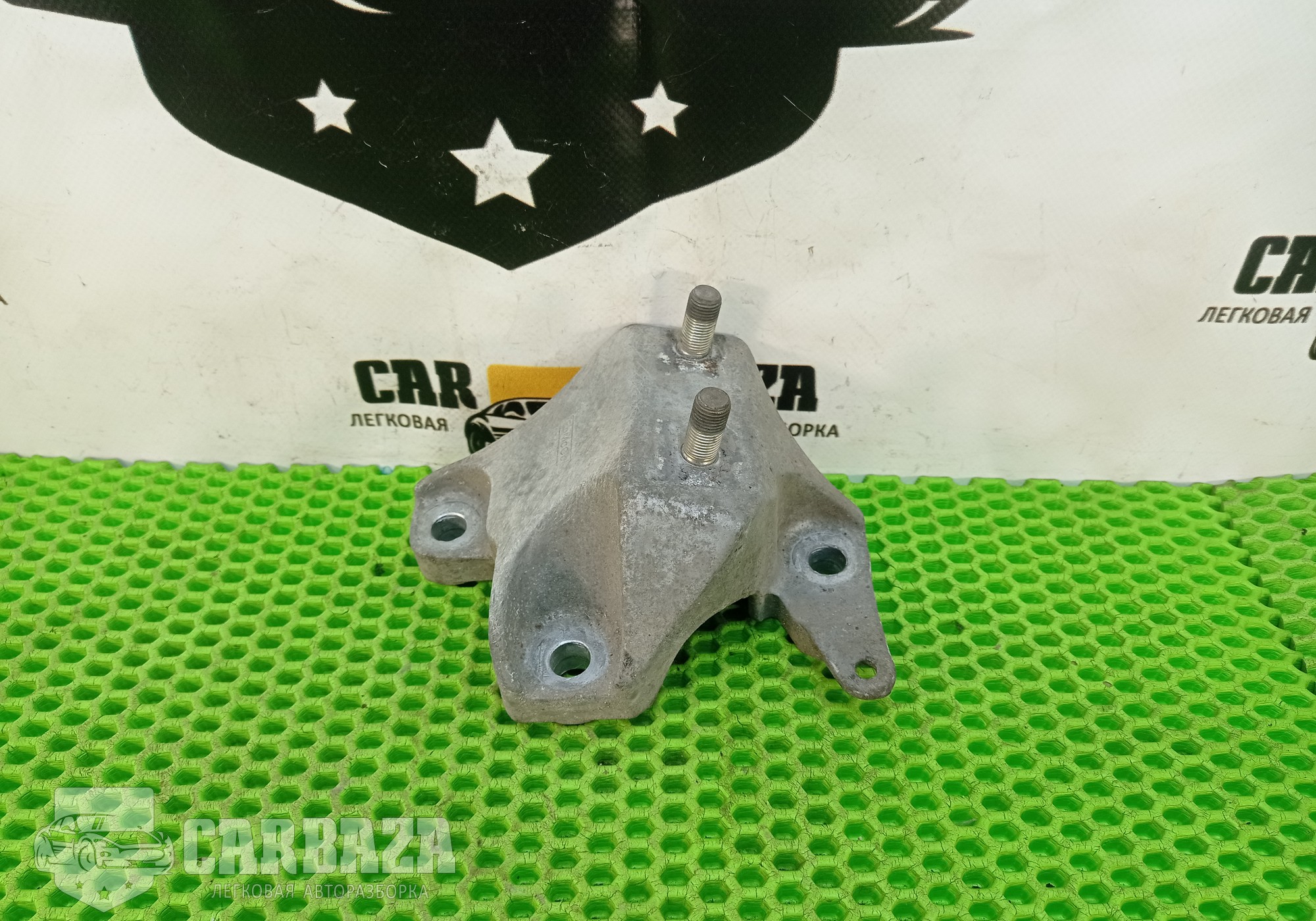 D65239080 Кронштейн АКПП для Mazda 2 II (с 2007 по 2014)