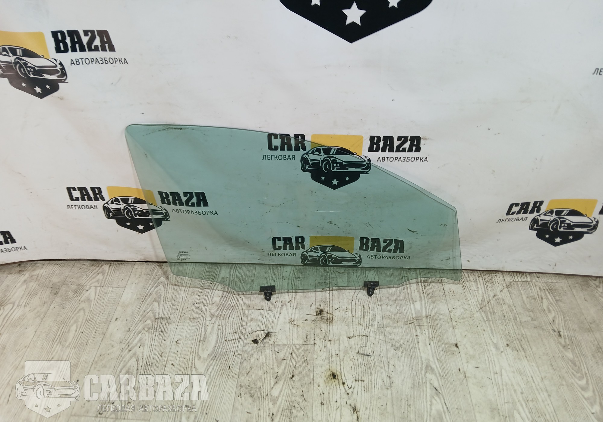 80300JD000 Стекло двери переднее правое для Nissan Qashqai J10 (с 2006 по 2013)