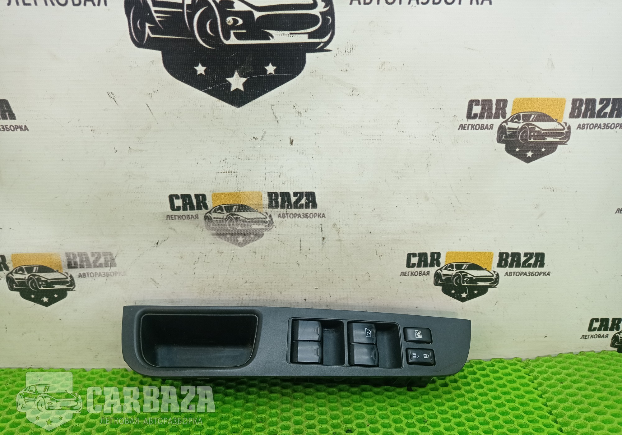 25401ZW80A Блок управления стеклоподъемниками C11 для Nissan Tiida I (с 2004 по 2014)