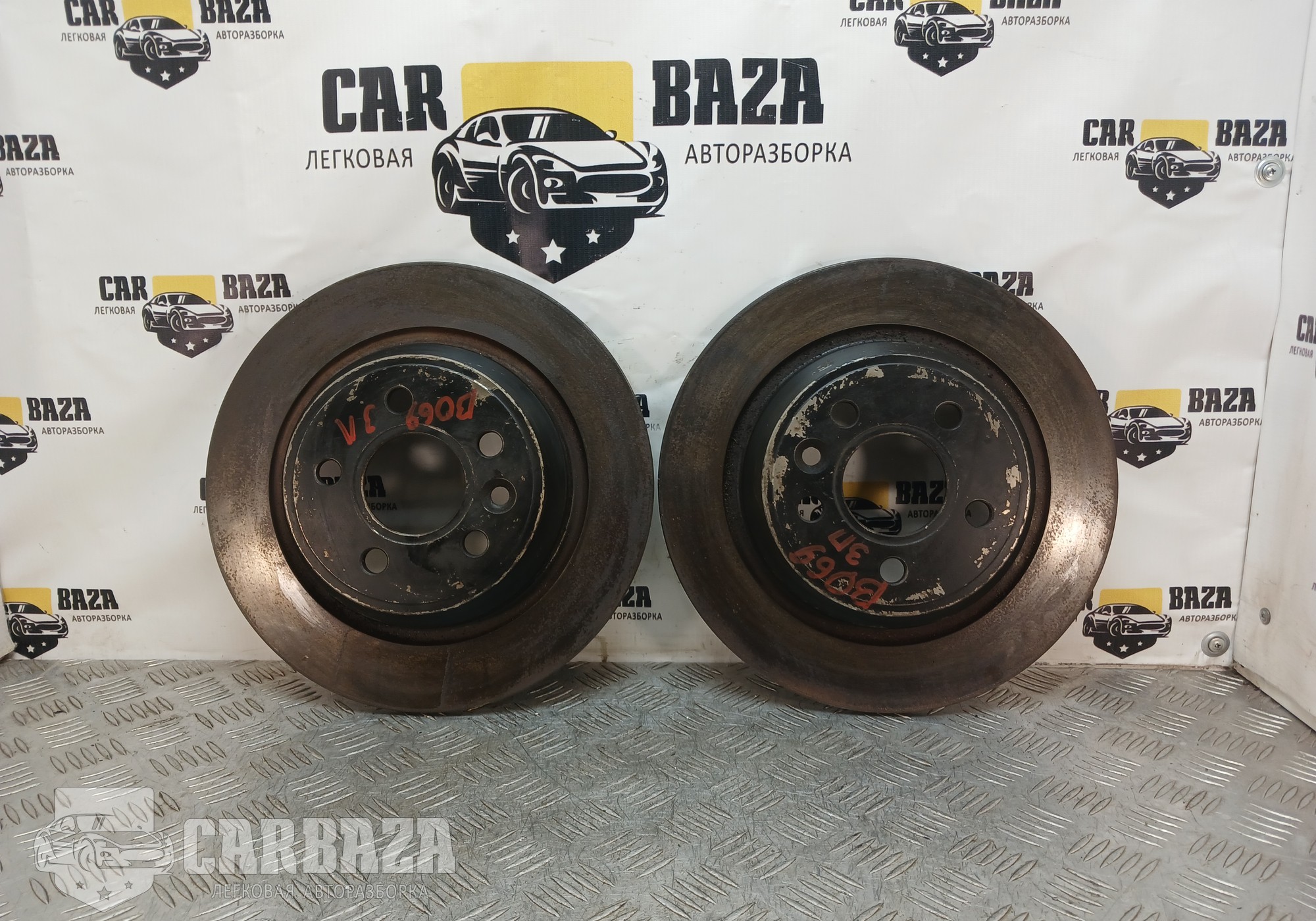 LR027123 Диски тормозные задние