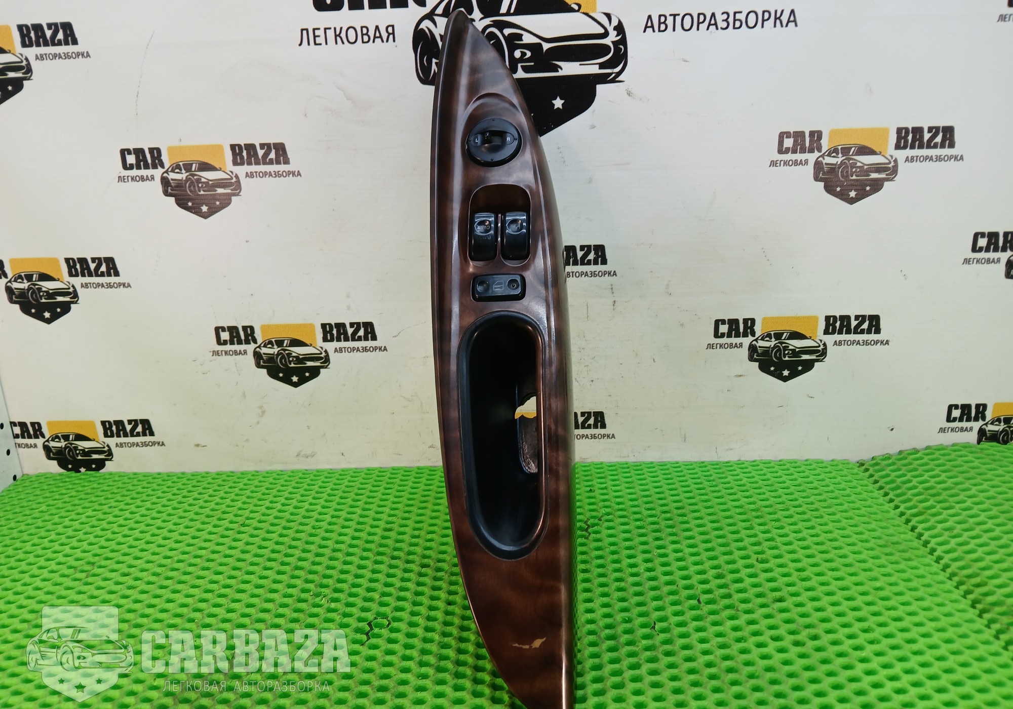 620W09250 Блок управления стеклоподъемниками передний левый для Hyundai Starex (с 1996 по 2007)