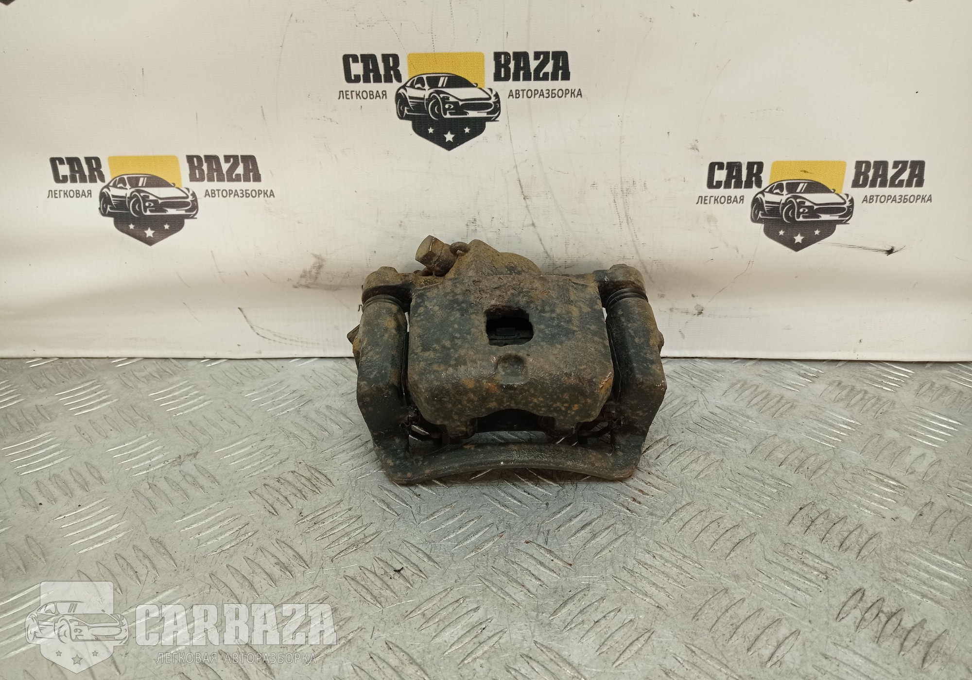 3502100K00 Суппорт задний левый для Great Wall Hover H3 (с 2009 по 2016)