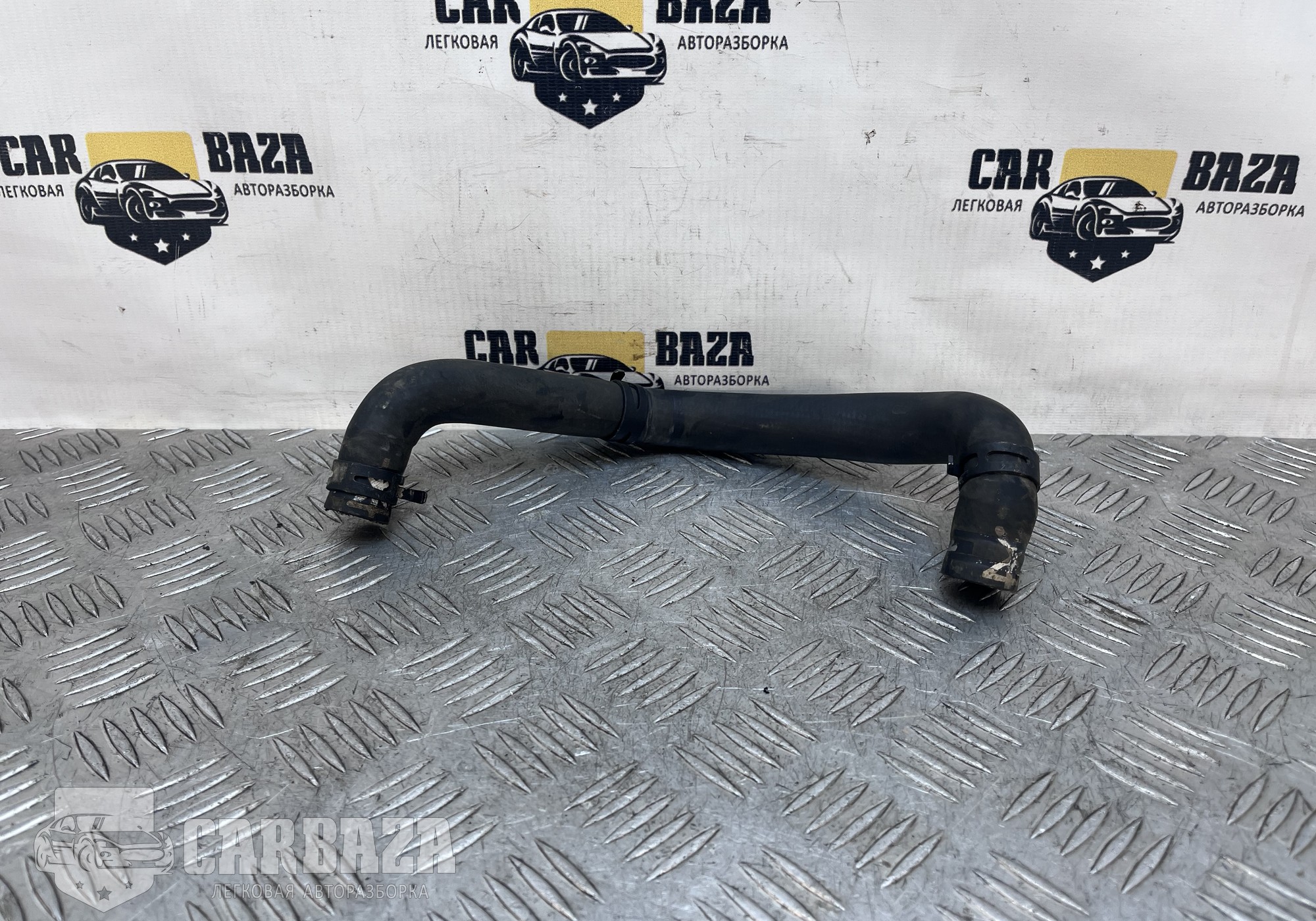 1K0121157F Патрубок системы охлаждения для Volkswagen Passat B6 (с 2005 по 2011)