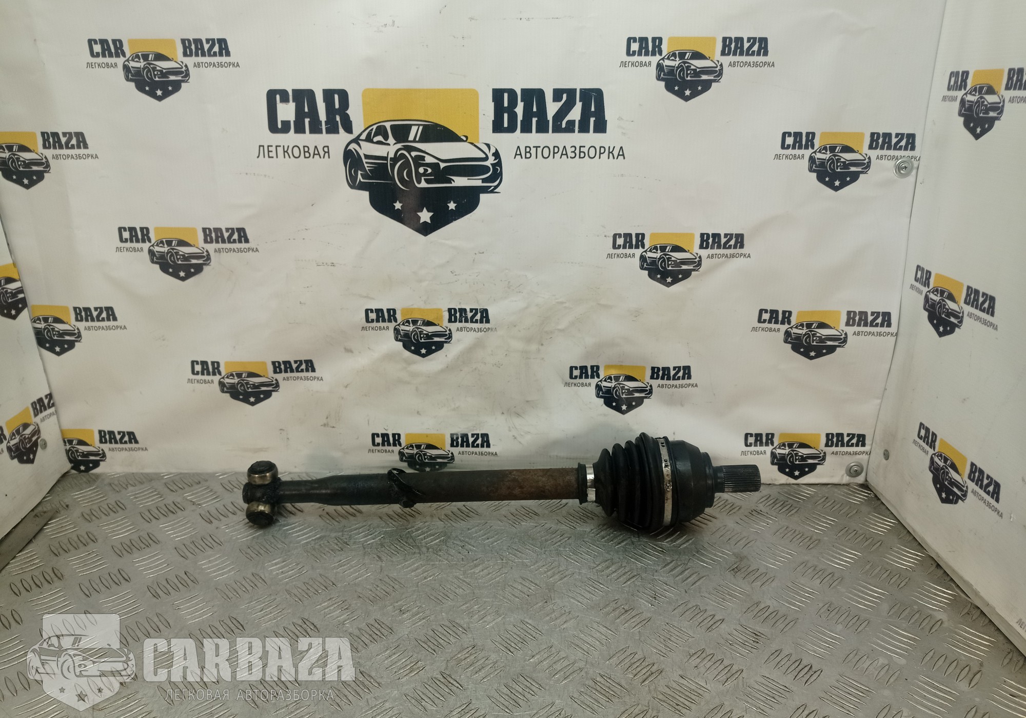 1722076 Привод передний правый