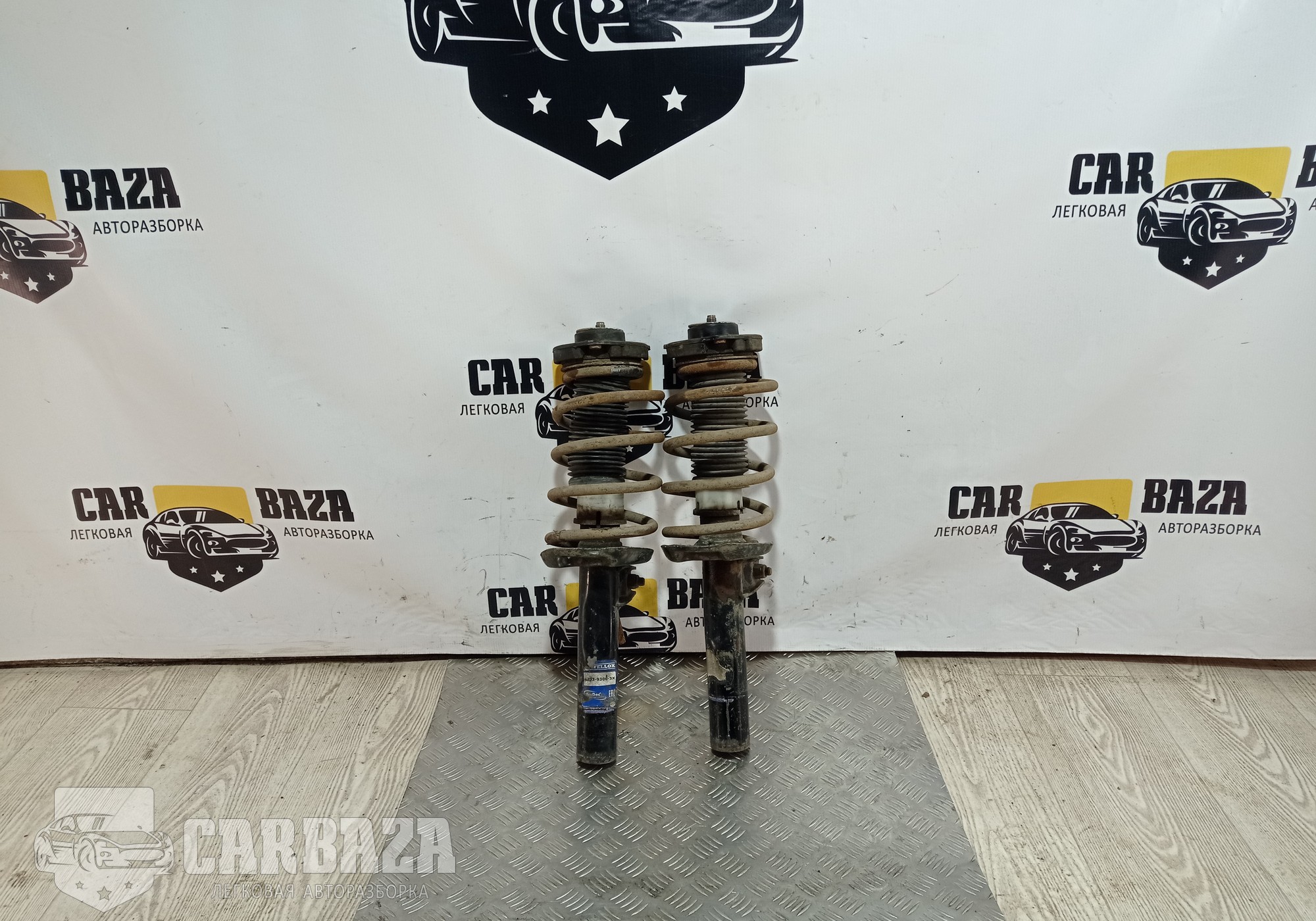 42039306SX Амортизатор передний для Volkswagen Passat B7 (с 2010 по 2015)