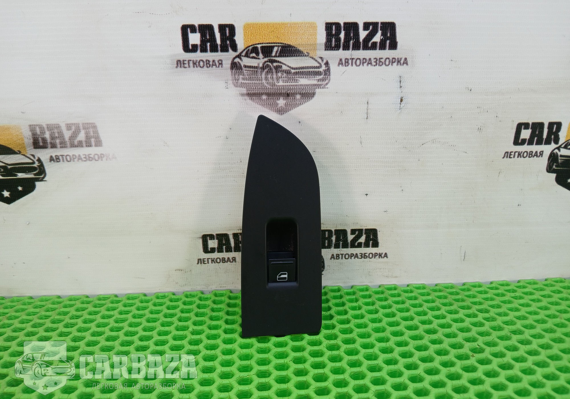 7L6959855B Кнопка стеклоподъемника передняя правая для Volkswagen Jetta V (с 2005 по 2011)